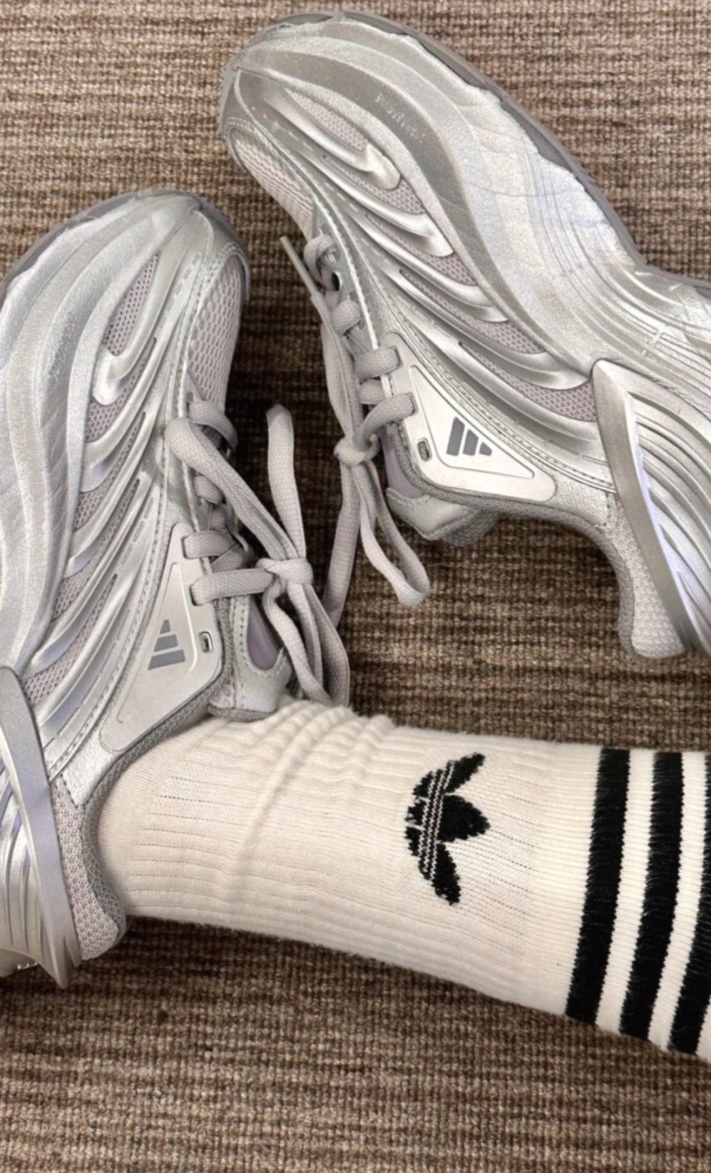 adidas FOS XLG MTW 灰色跑步鞋（男女同款）