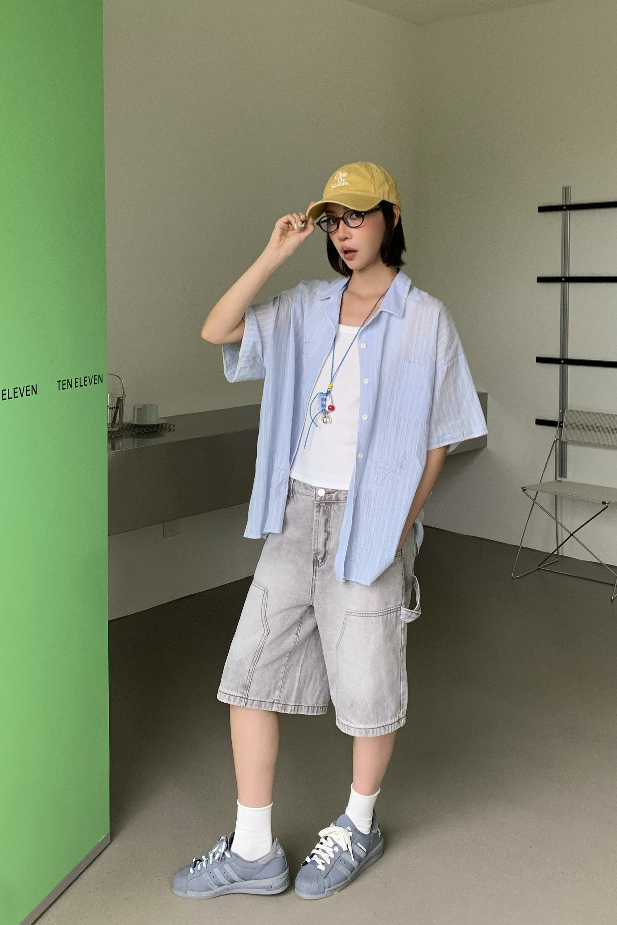 夏日暢飲車線壓紋短襯 2色