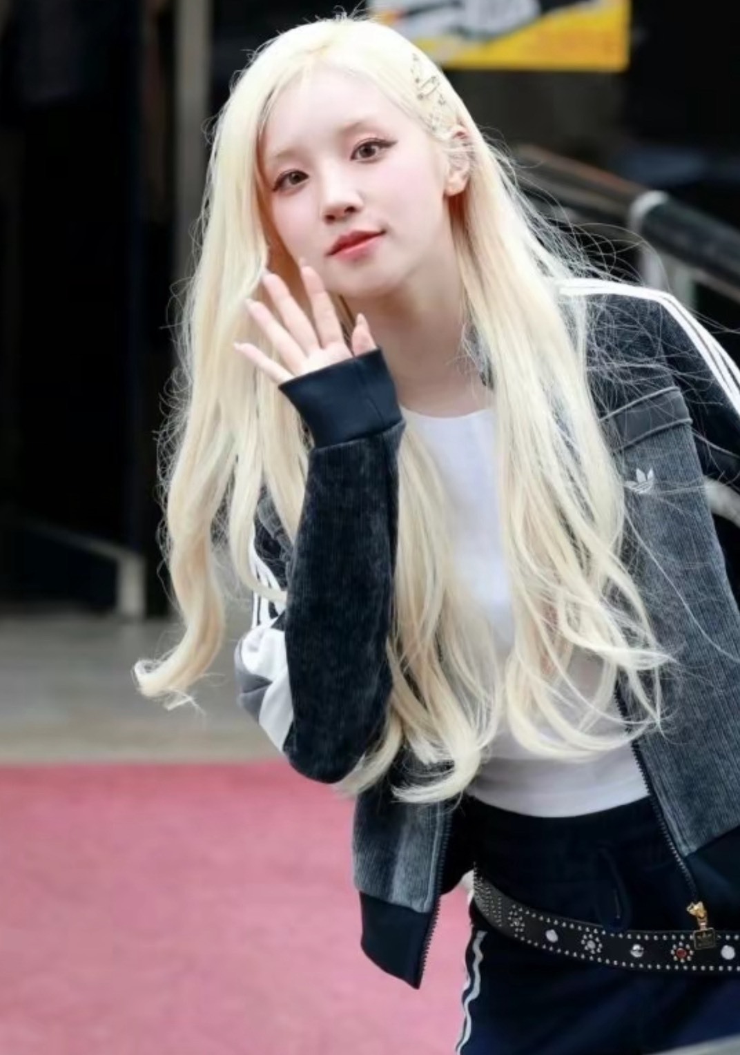 adidas 蛇年限定拼色立領外套（女款）