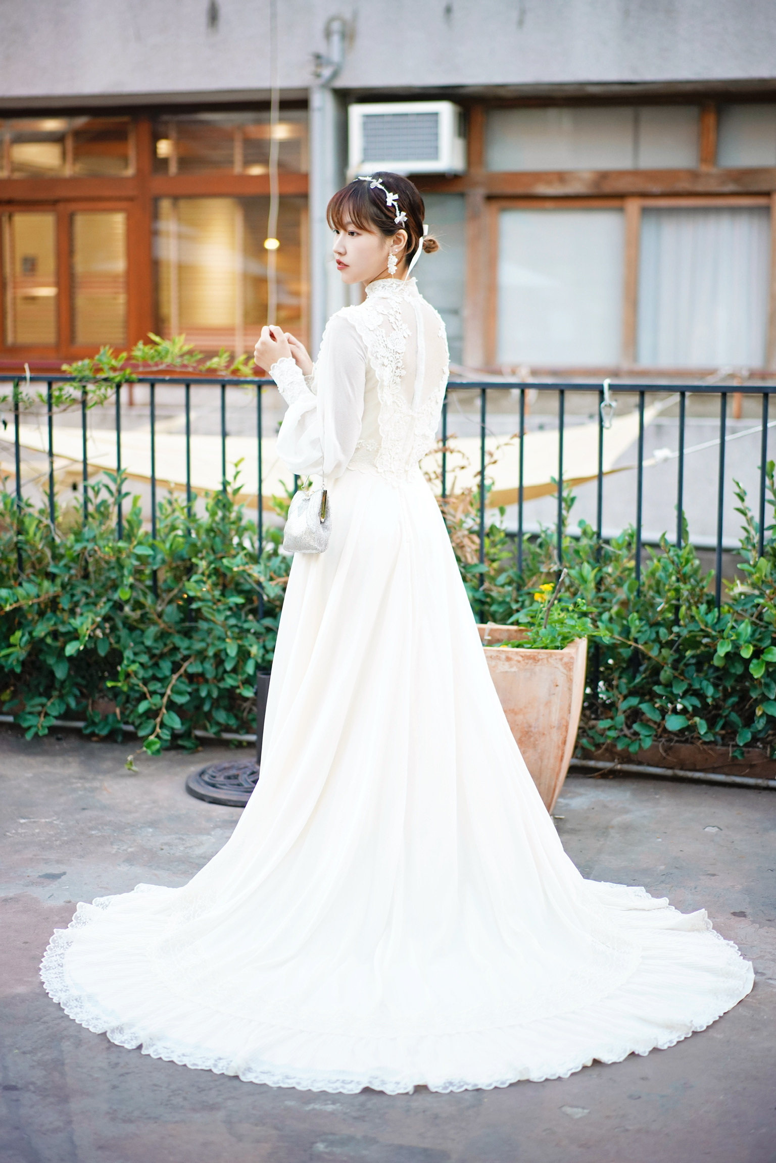 Vintage Wedding Dress/古著高領拖襬婚紗