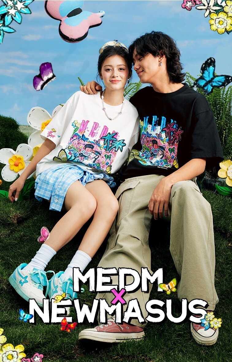MEDM x NEWMASUS 蝴蝶花園 人偶彩繪 短袖 T