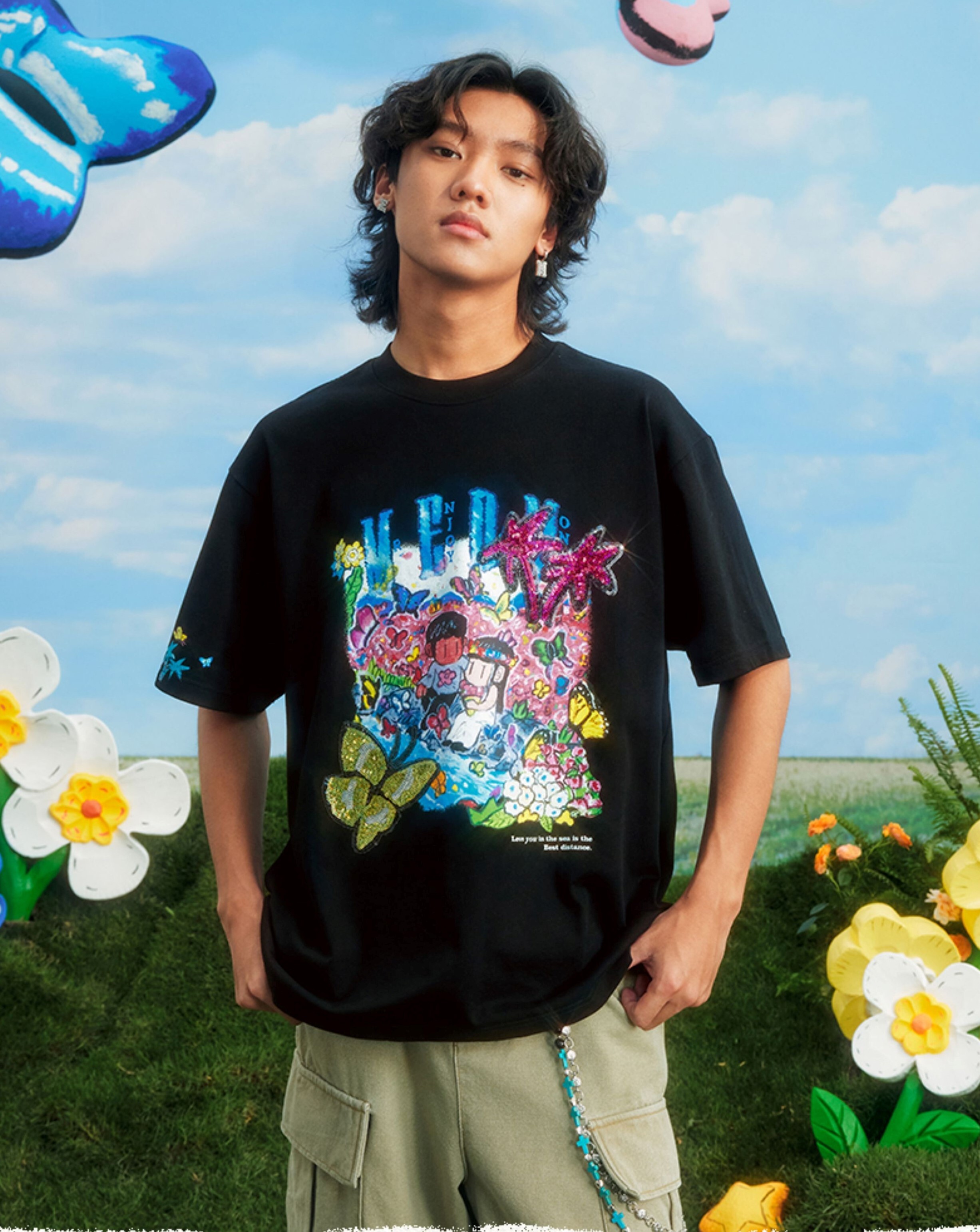 MEDM x NEWMASUS 蝴蝶花園 人偶彩繪 短袖 T