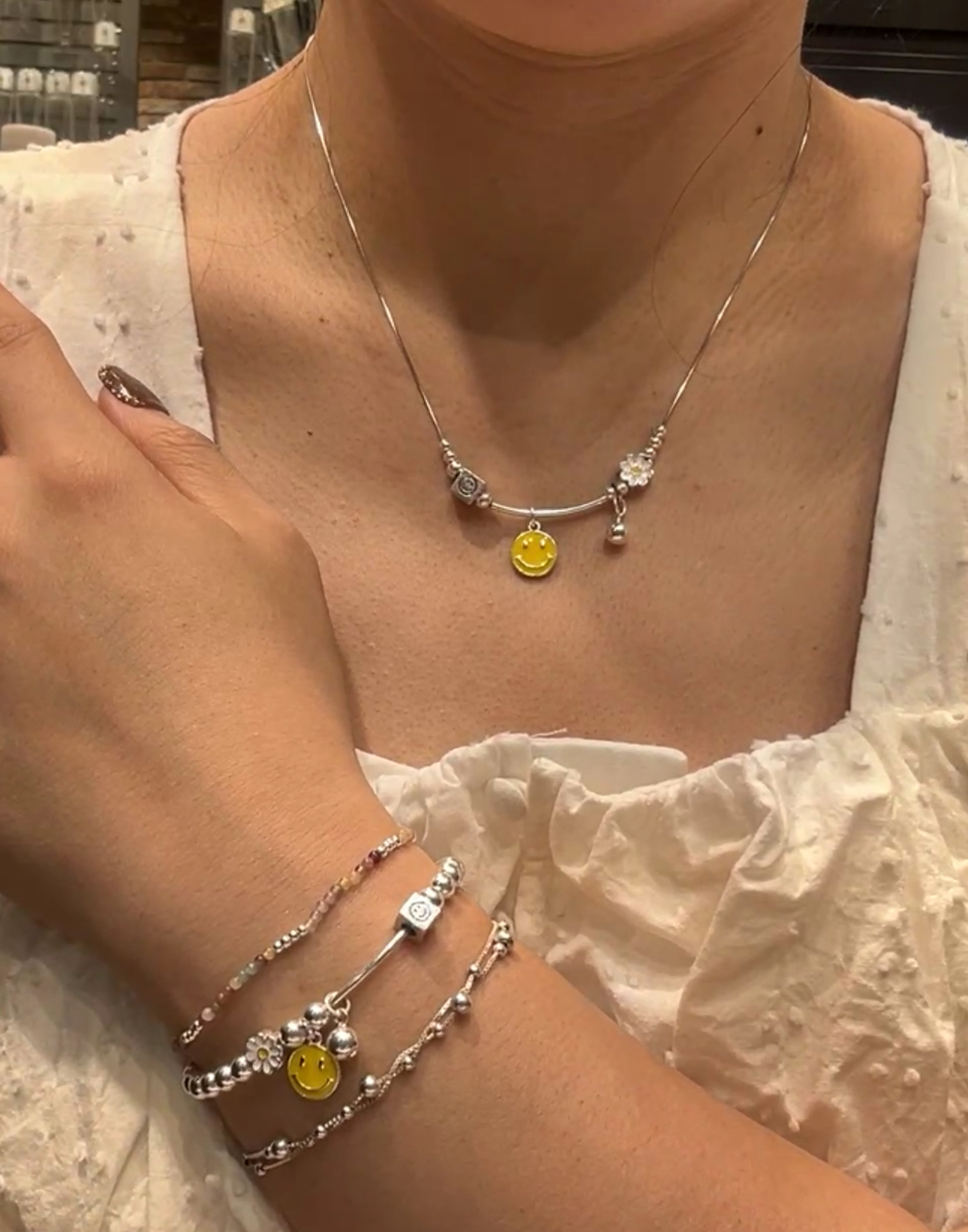 HM22 哈哈笑頸鏈