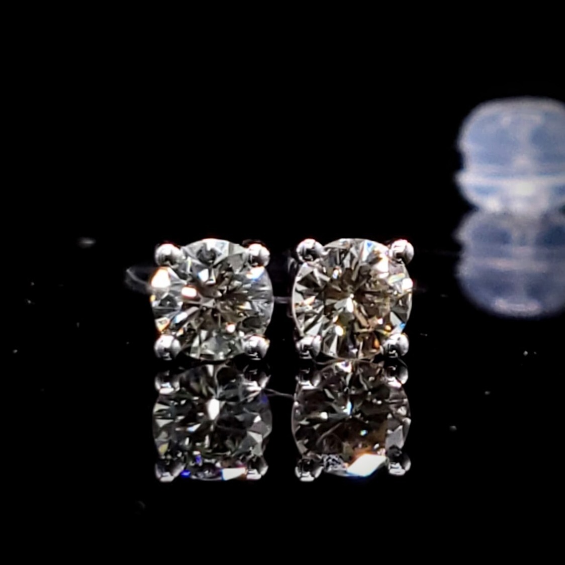 全新18K白金【主石46份鑽石】耳環