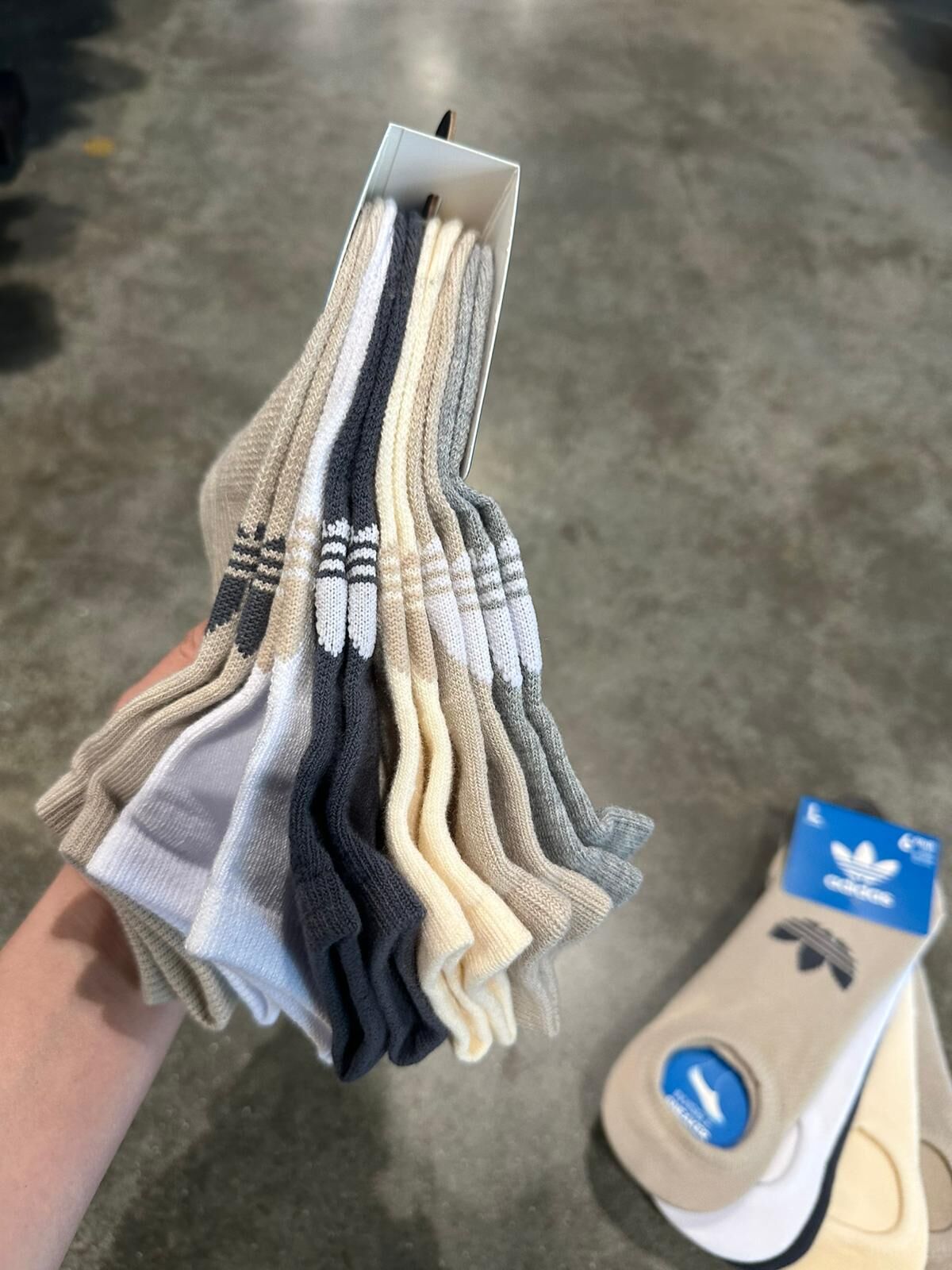 【預訂】Adidas G052701 6對裝混色女襪