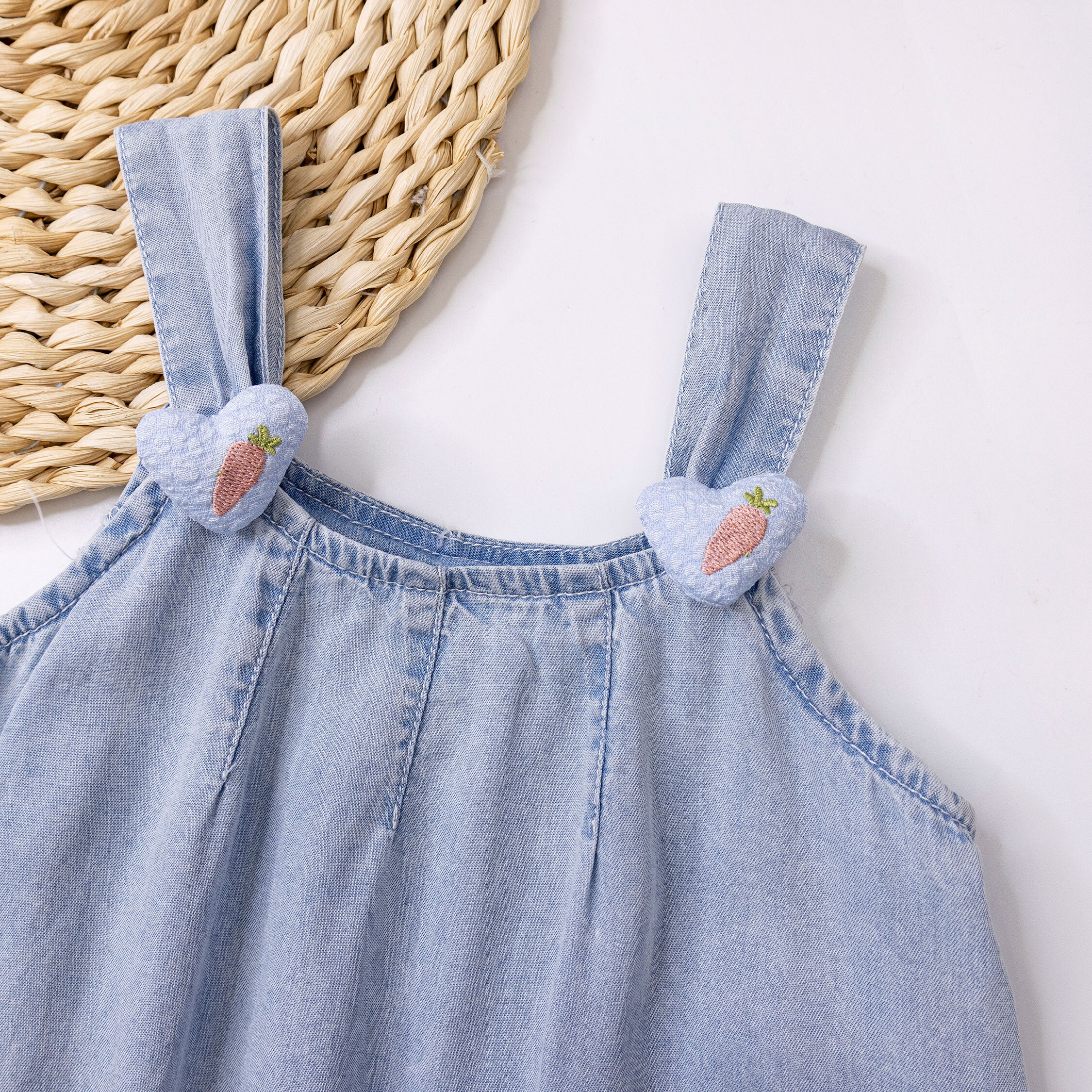 【H50272】俏皮愛心紅蘿蔔牛仔背心洋裝