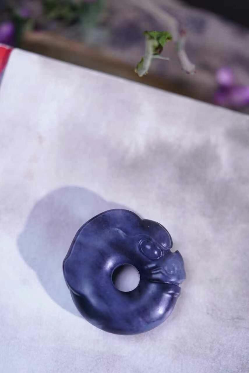 5978 和田玉籽青花玉豬龍扳指