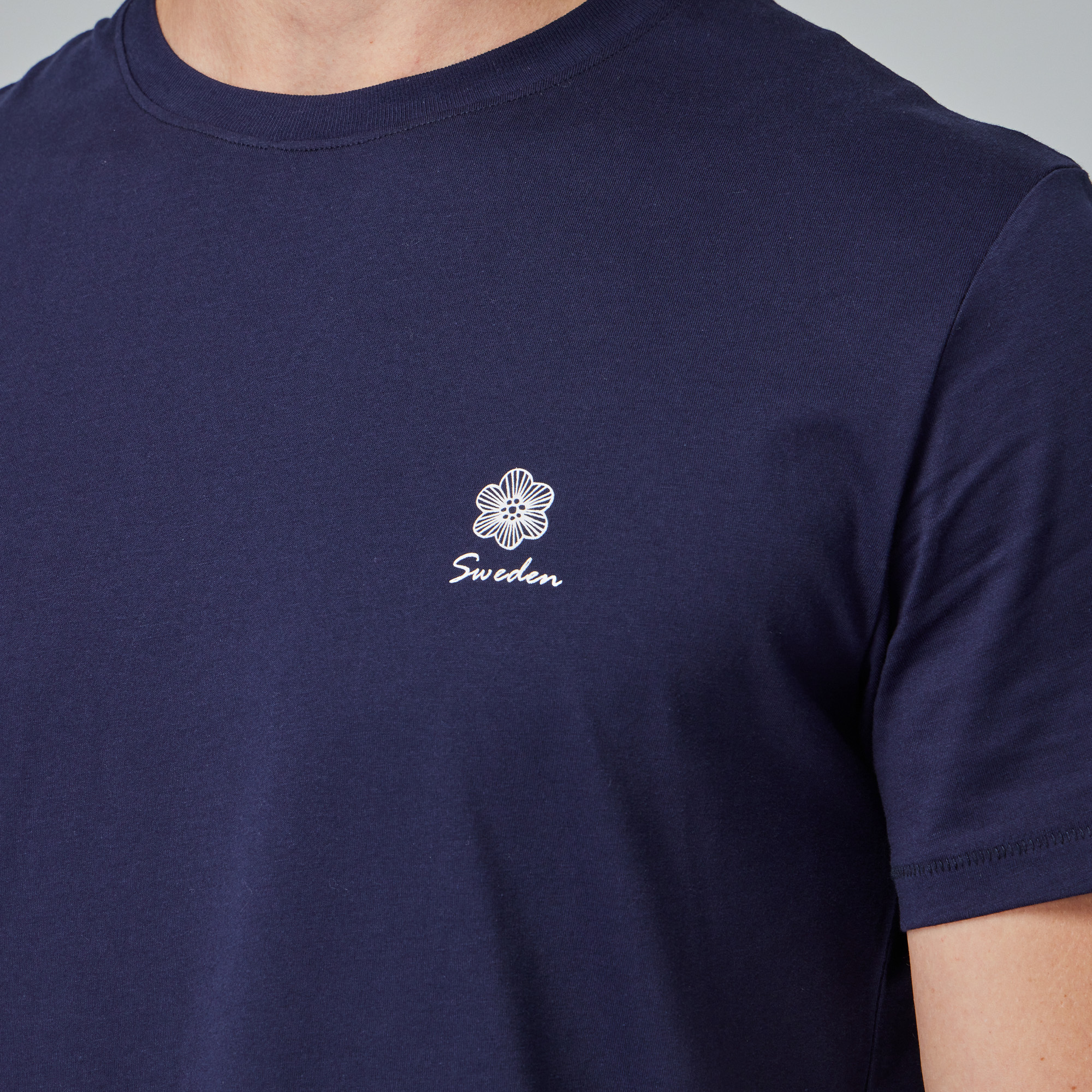 moz瑞典 駝鹿 仲夏之夢 舒適柔棉 100%純棉短T-藏青(亞洲版)男款