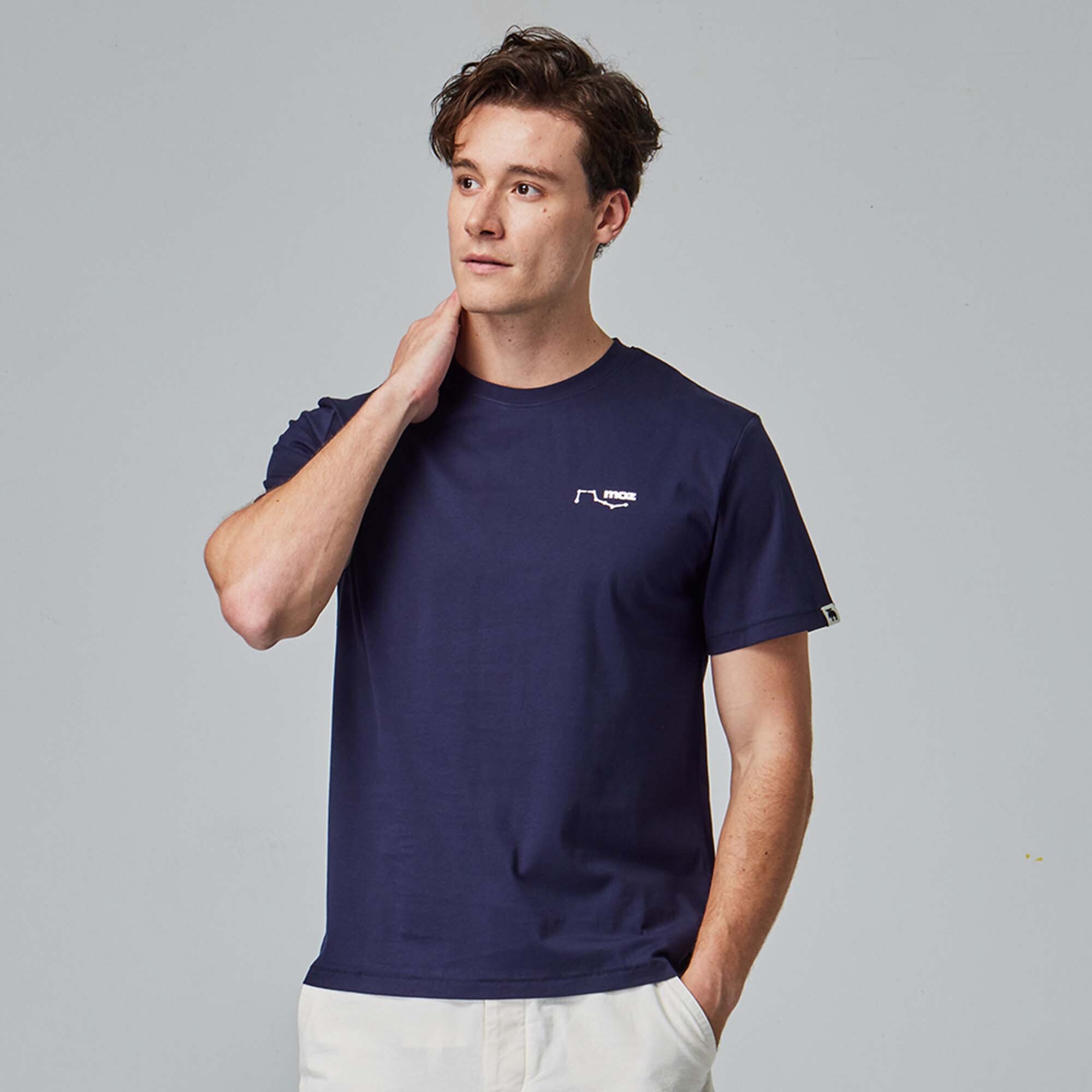 moz瑞典 駝鹿 北歐星空 舒適柔棉 100%純棉短T-藏青(亞洲版)男款