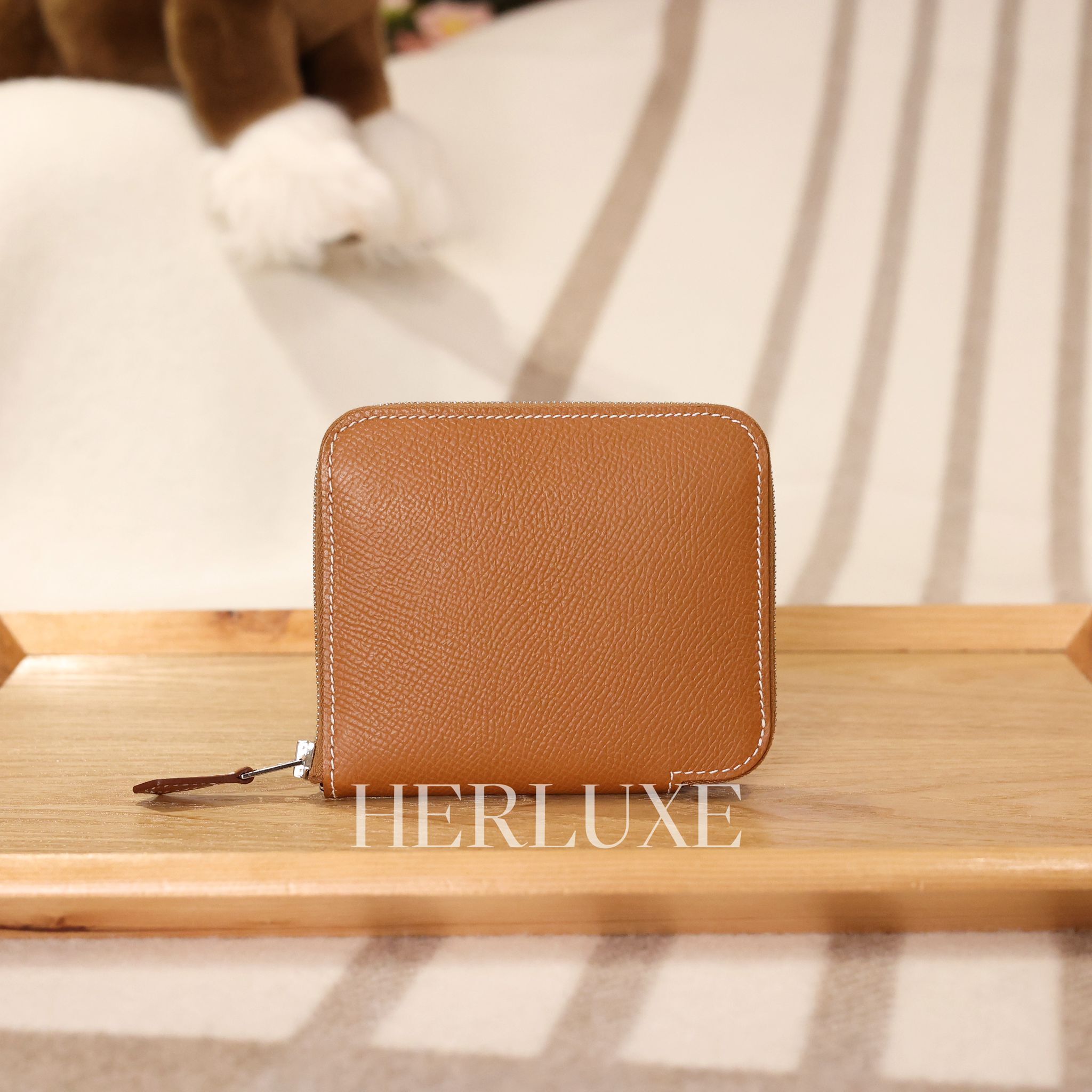 Silkin compact 37 gold ck epsom