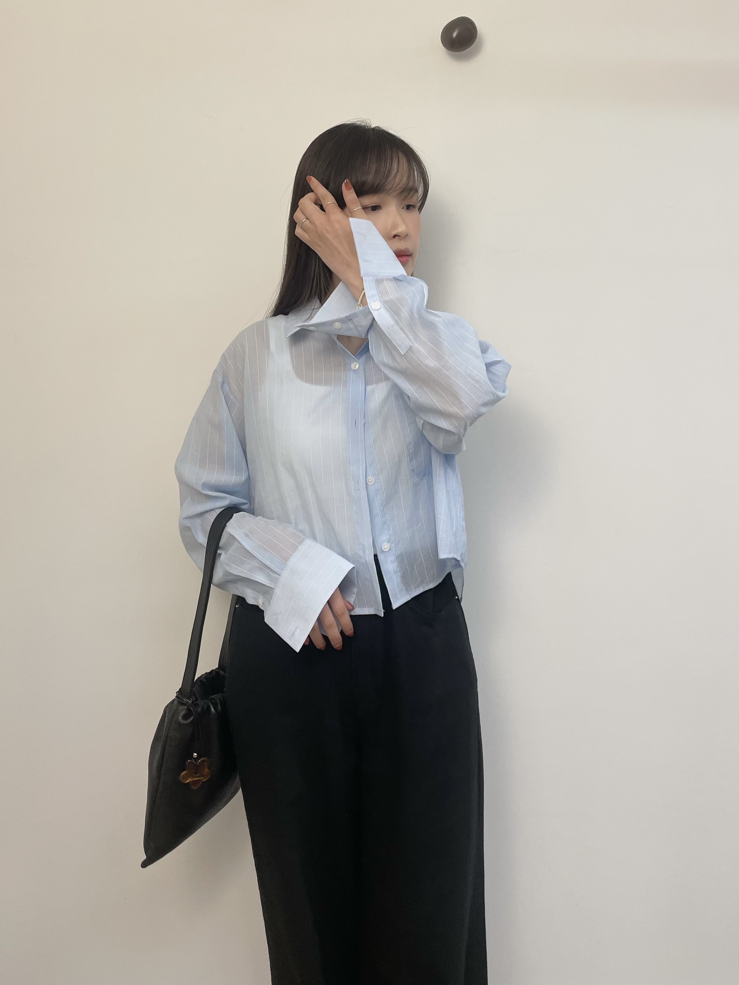 #228N449 Oh yeah ⸝⸝⸝ 氧氣透膚短直紋恤衫