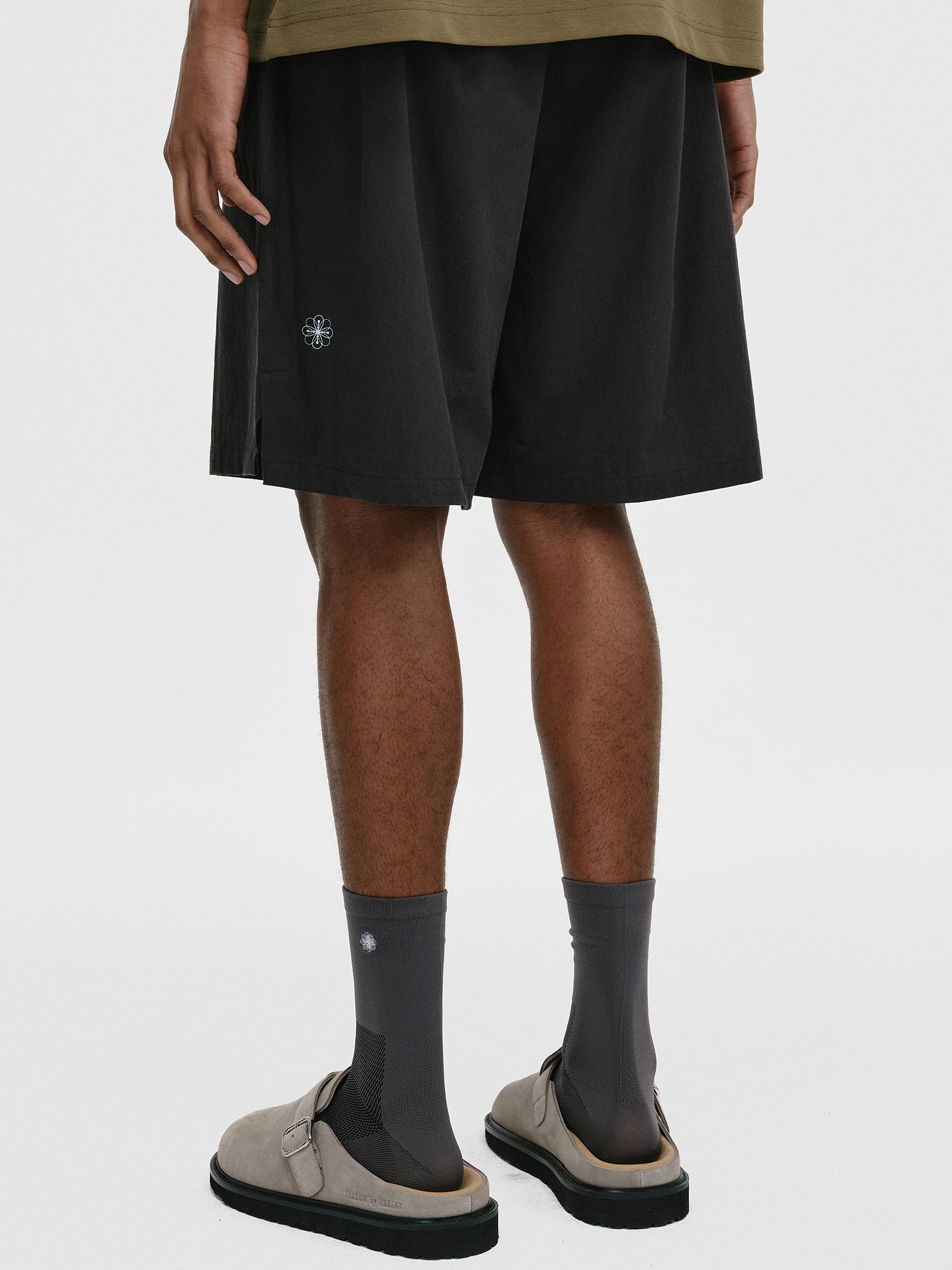 #預購 Shadow by unbent 運動 速乾 透氣 刺繡LOGO 壓力襪 長襪 三色