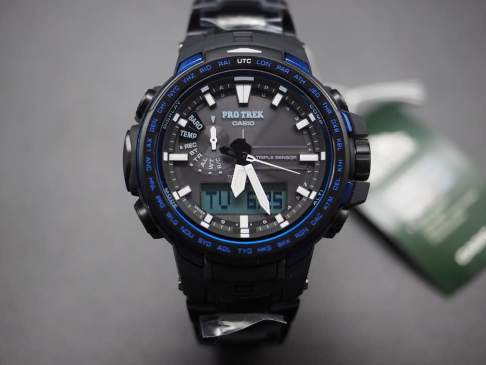 萬年鐘錶- CASIO PRO TREK 全黑輕盈鈦金屬太陽能電波登山錶PRW-6100YT-1B