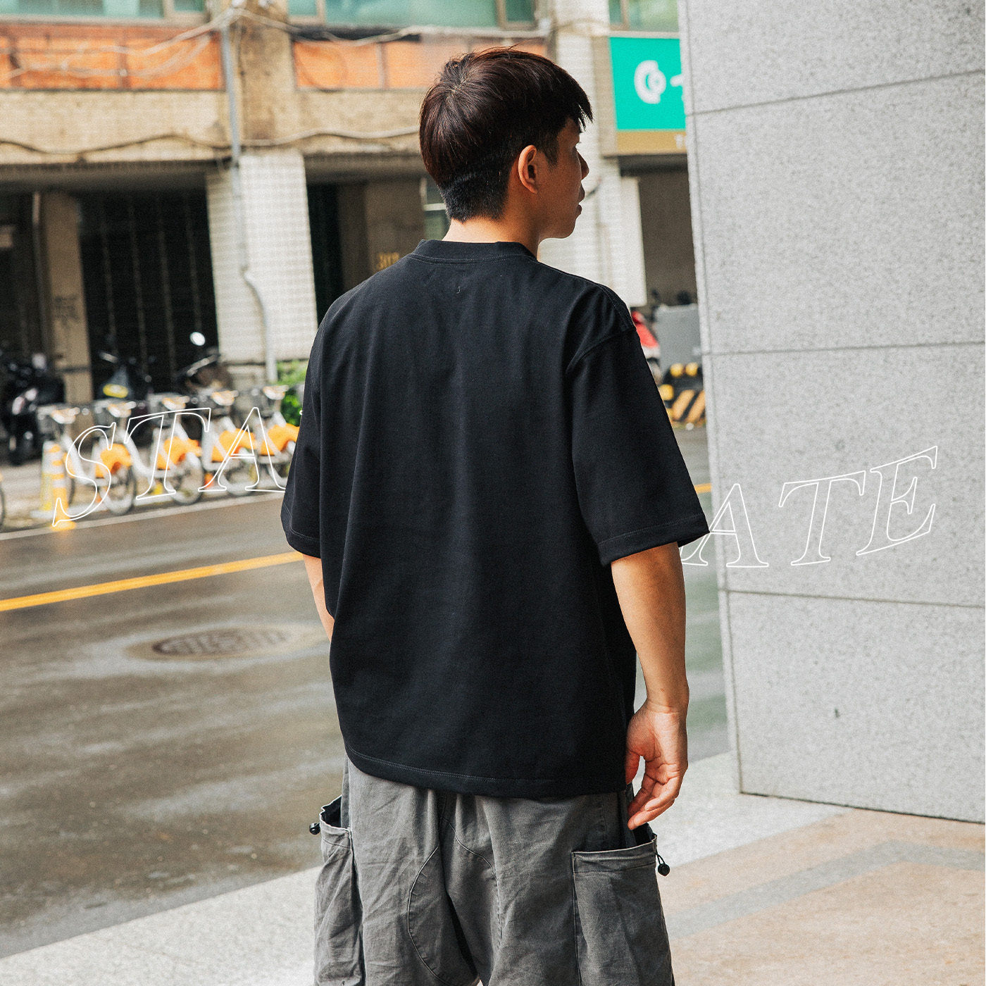 Stay Up Late 短T 素面 短袖 黑 白