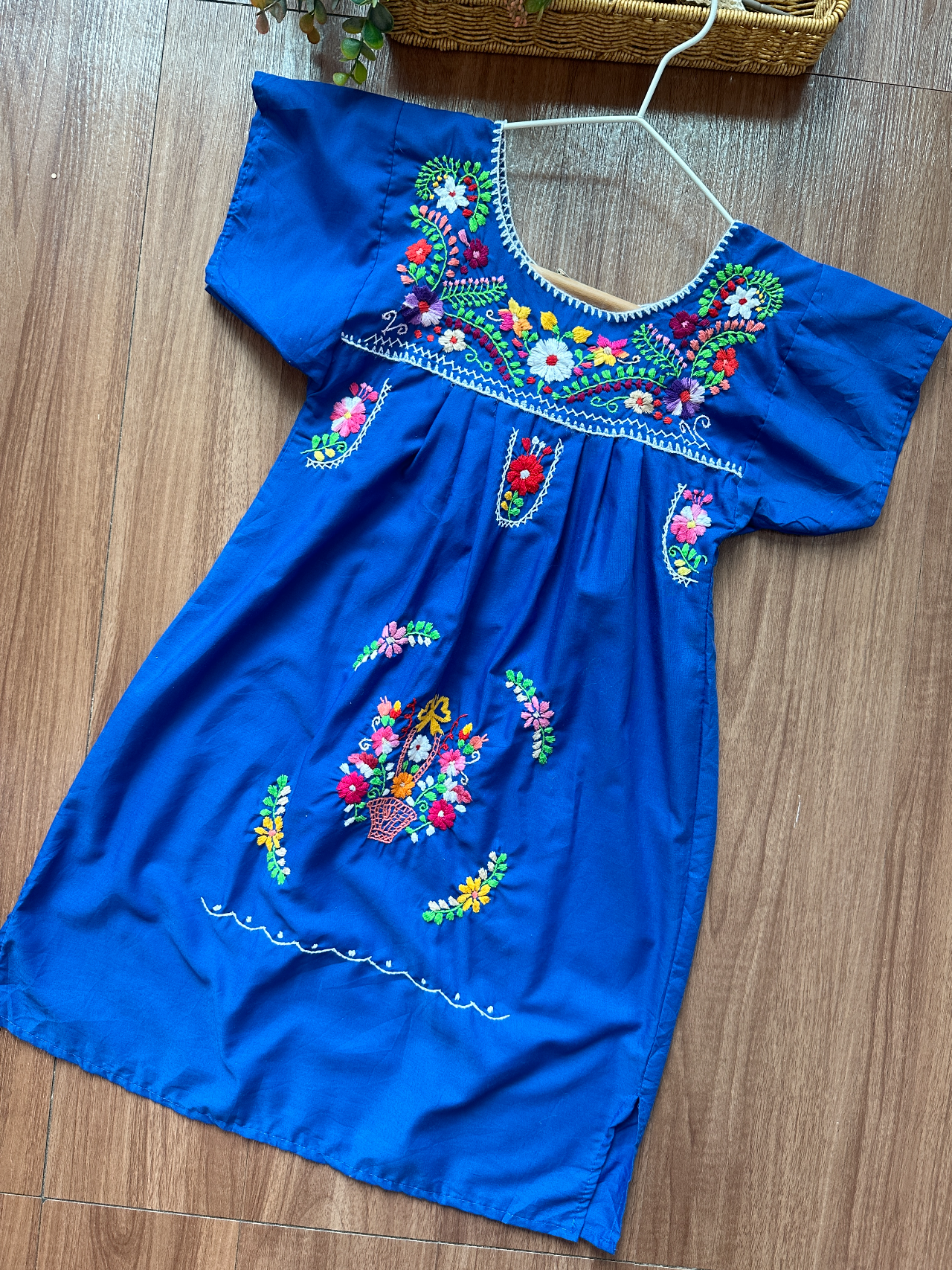 寶藍色墨西哥刺繡連身裙