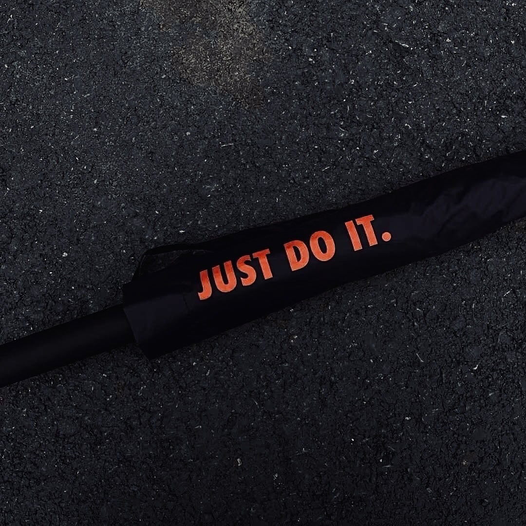 <國外限定>會員專屬 NIKE Just Do It 長柄雨傘 自動傘 黑色