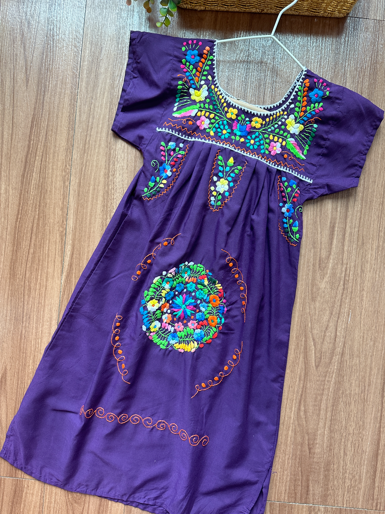 紫色墨西哥刺繡連身裙