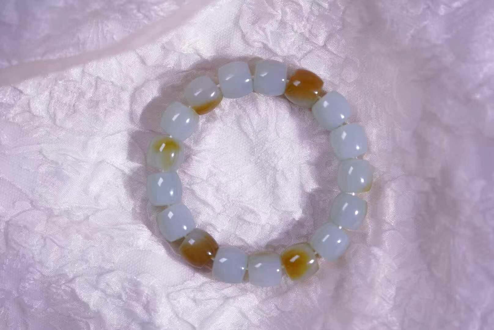 和田玉且末藍糖手串,天然和田玉軟玉