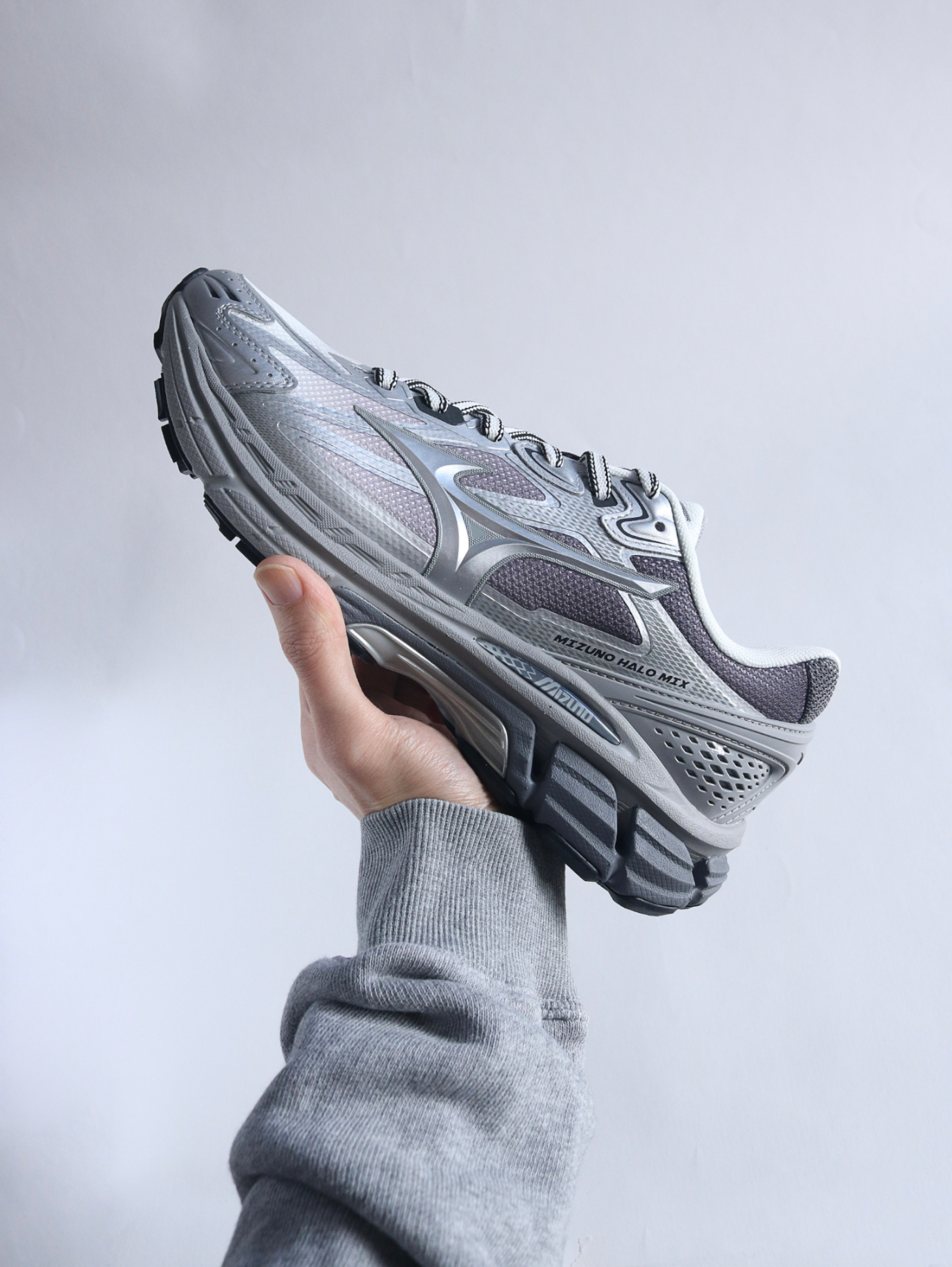 【代購】Mizuno Halo Mix 復古機能慢跑鞋 白灰色