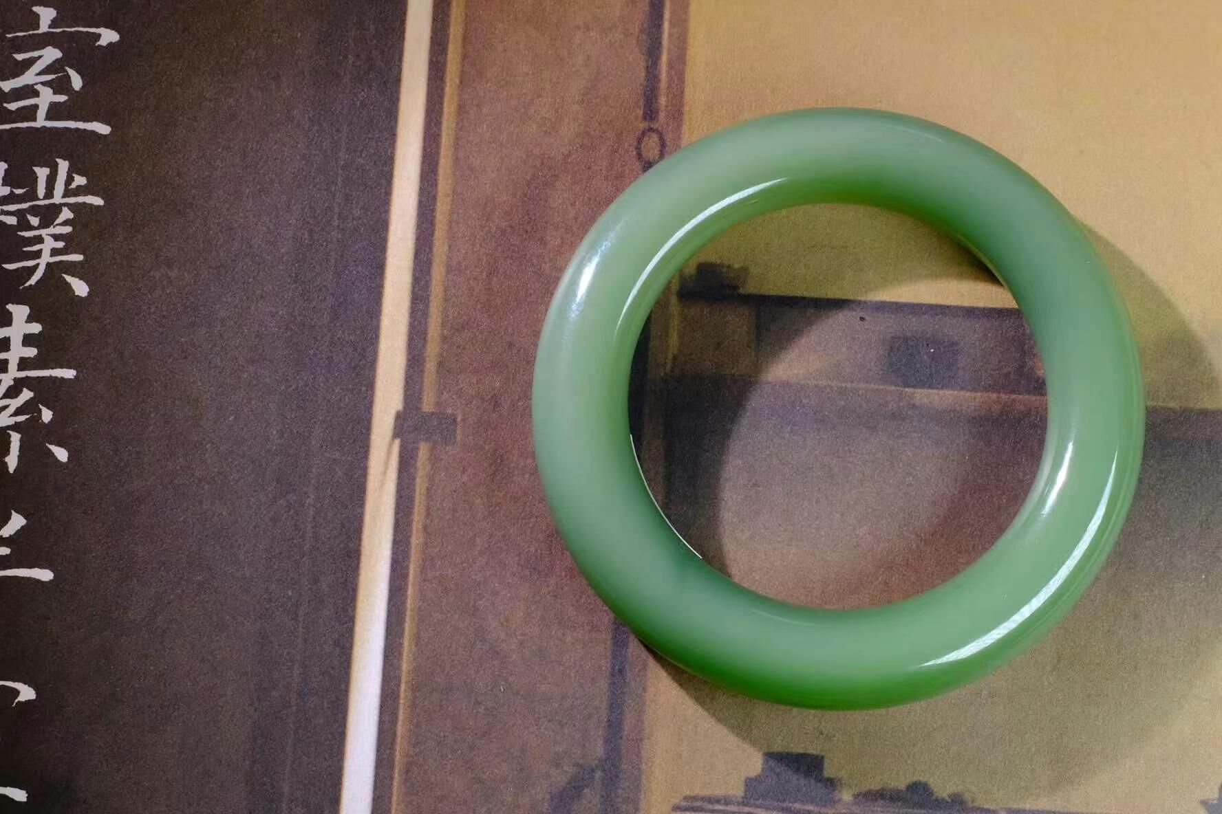 和田玉圓條玉鐲,天然和田玉軟玉