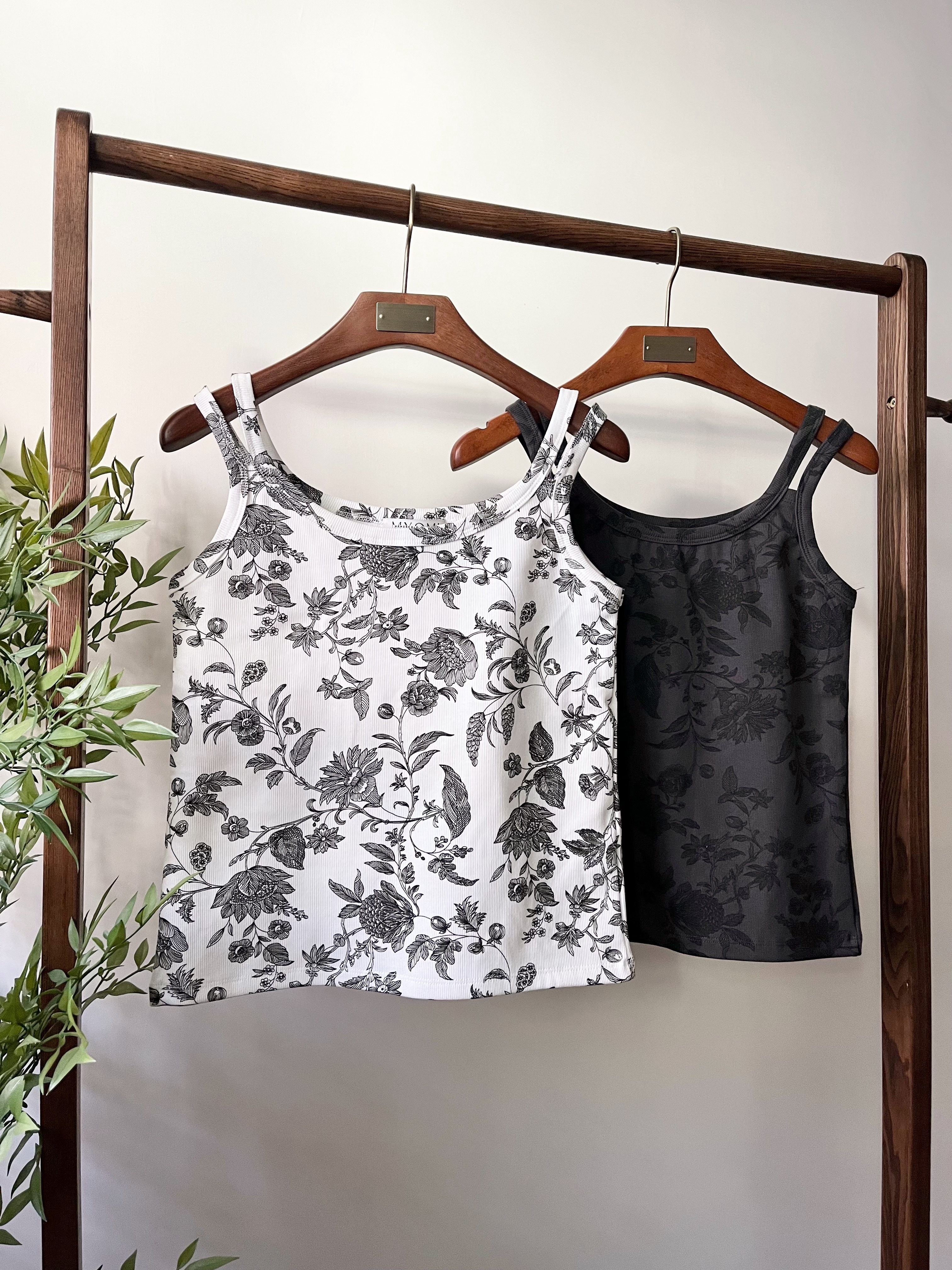 🌿印碎花吊帶背心