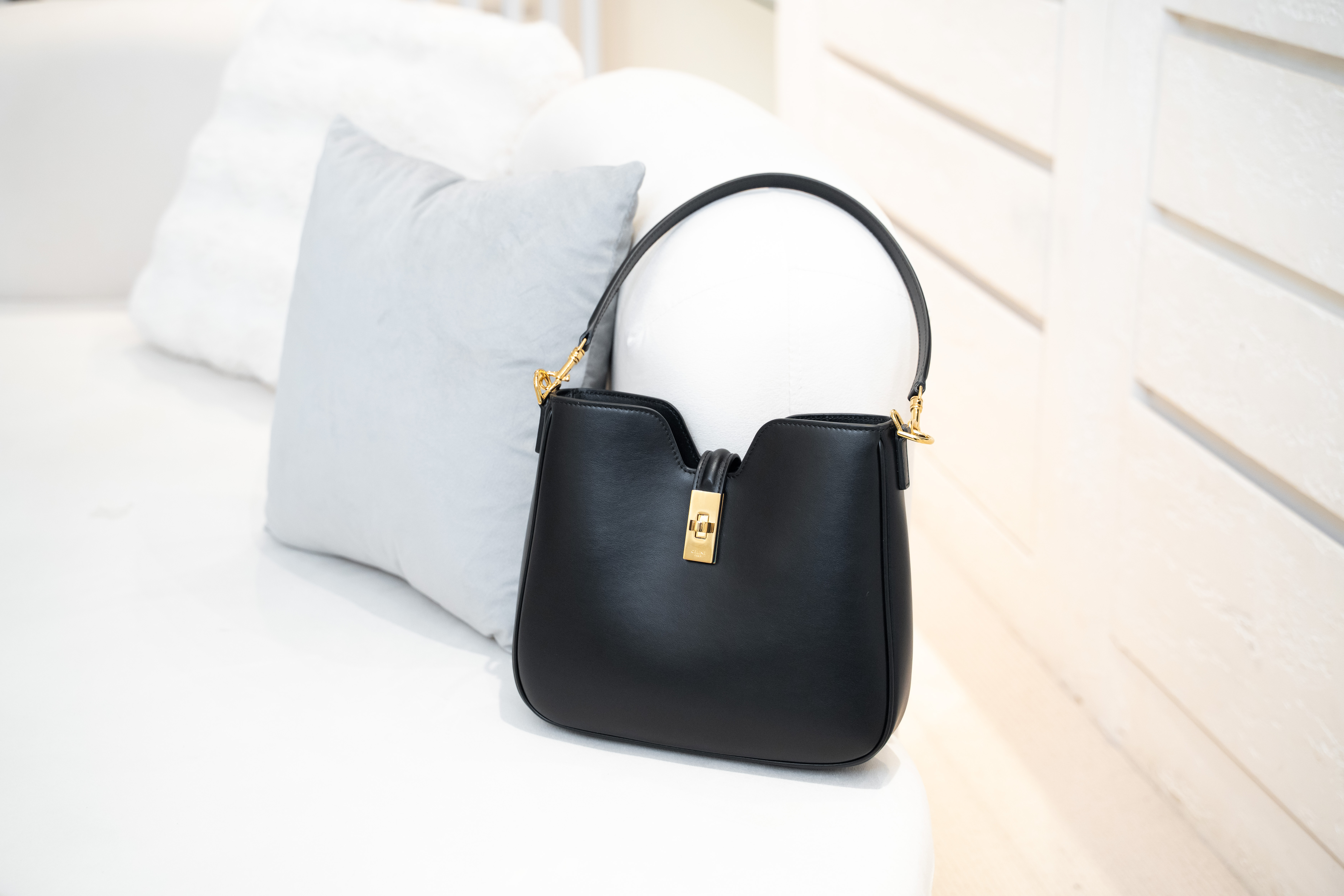 CELINE SAC CAMILLE 16 小牛皮 手提斜肩肩肩袋 小號 黑/ 啡色