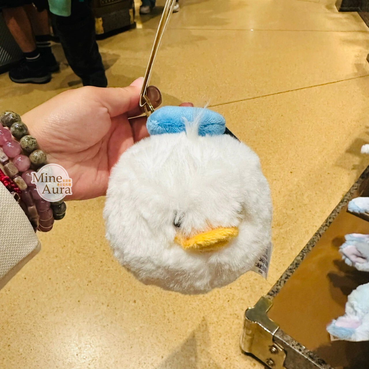 唐老鴨 Donald 大頭絨毛 毛球 造型 鑰匙圈 吊飾 -上海迪士尼樂園