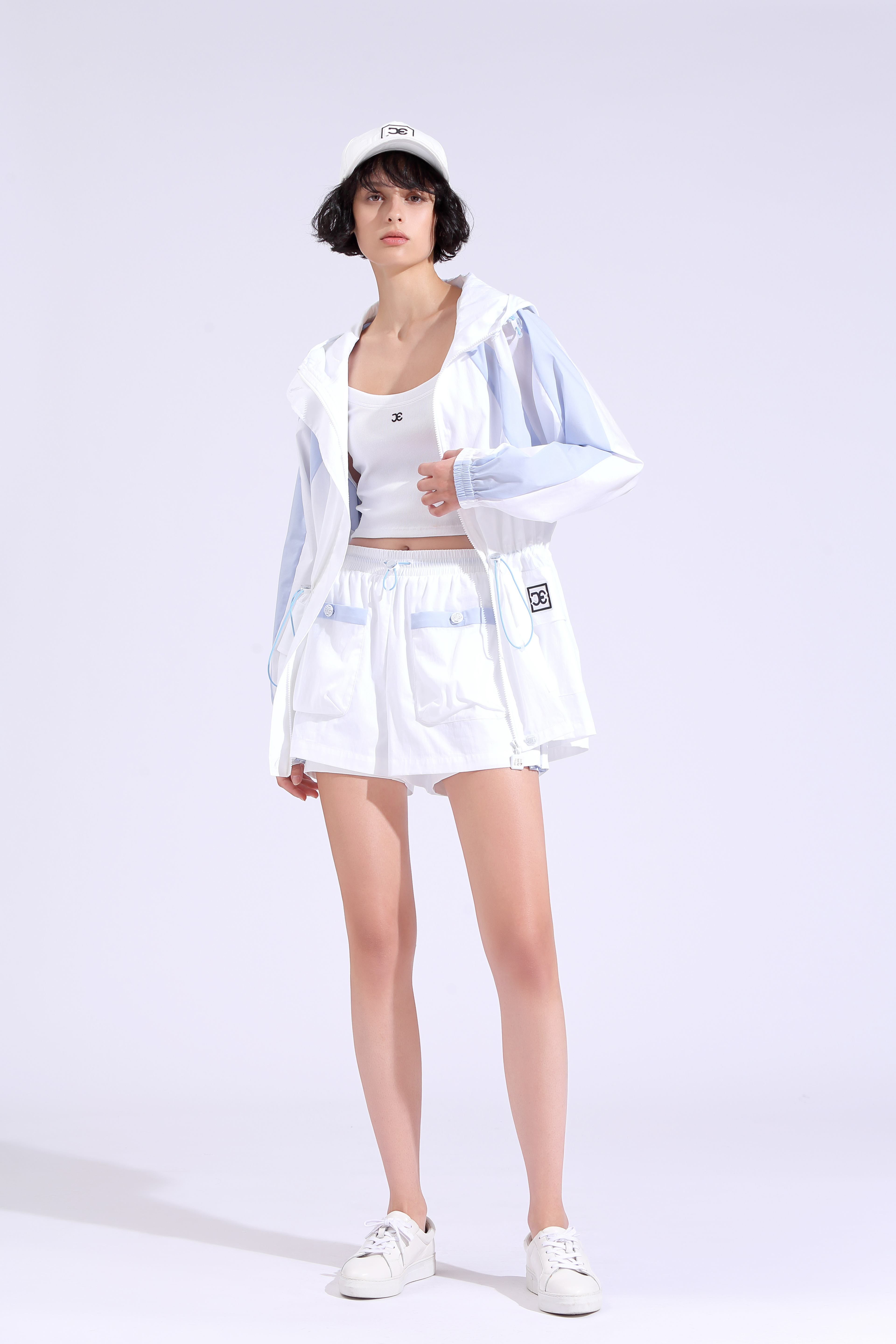 BE10033D1 濱海樂活拚色束腰長版外套