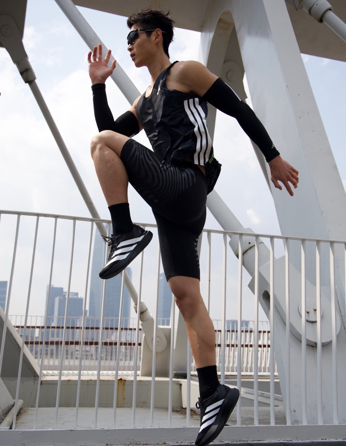 adidas Adizero Evo SL 馬拉松訓練跑鞋 黑白款