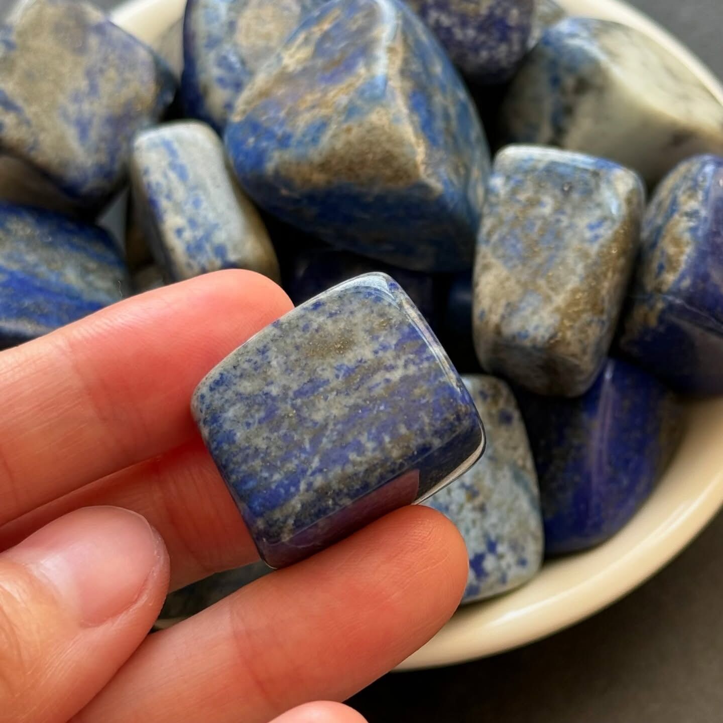 [原石] 青金石 水晶滾石