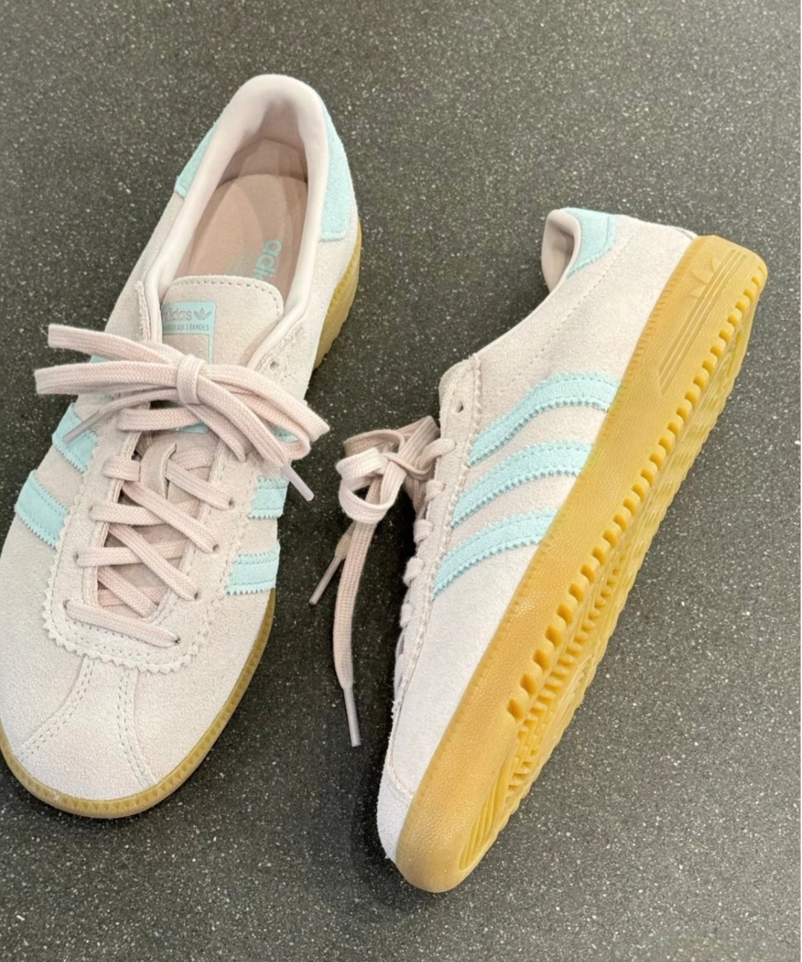 adidas BRMD 粉色百搭休閒鞋 女款