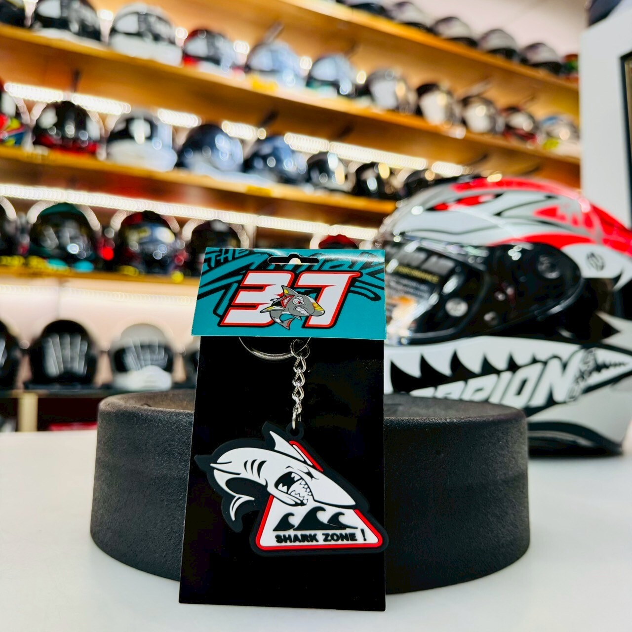 MotoGP THE SHARK ZONE 吊飾 PEDRO ACOSTA PA37 MotoGP周邊