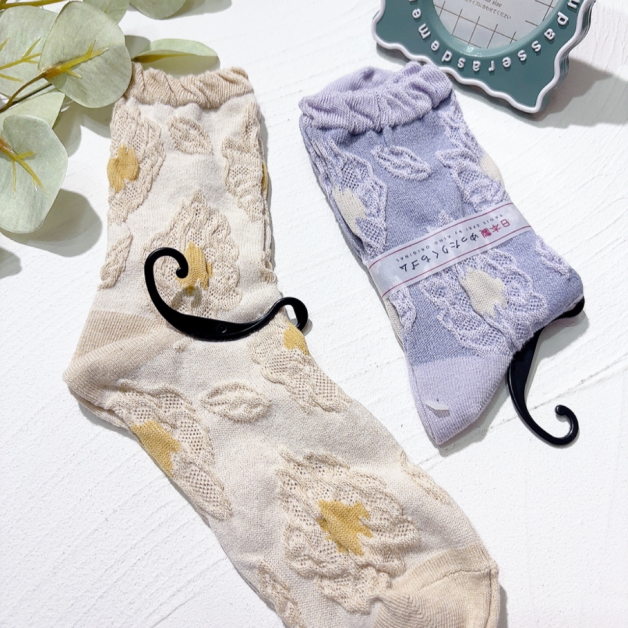 [日本制] 菊花圖案短襪