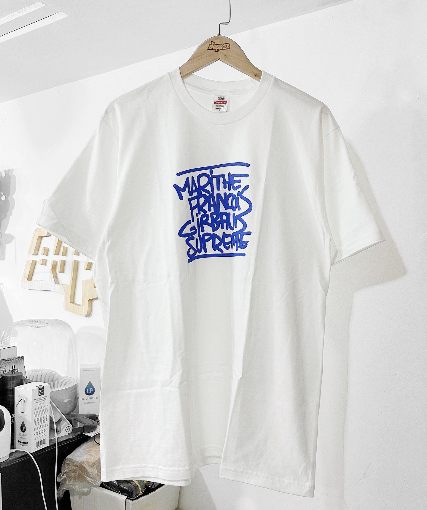 トップス Supreme x Marithe + Francois Girbaud Tee Supreme x Marithé + François Girbaud Tee – PIECES