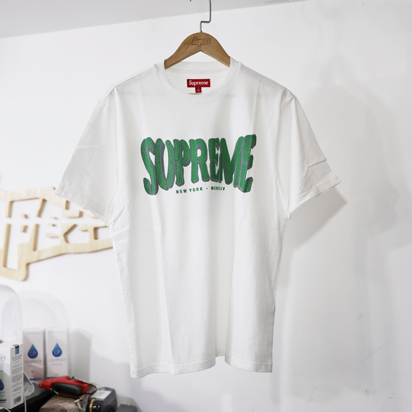 Supreme FLOCKED WASHED S/S TOP  三色 Black/White/Navy