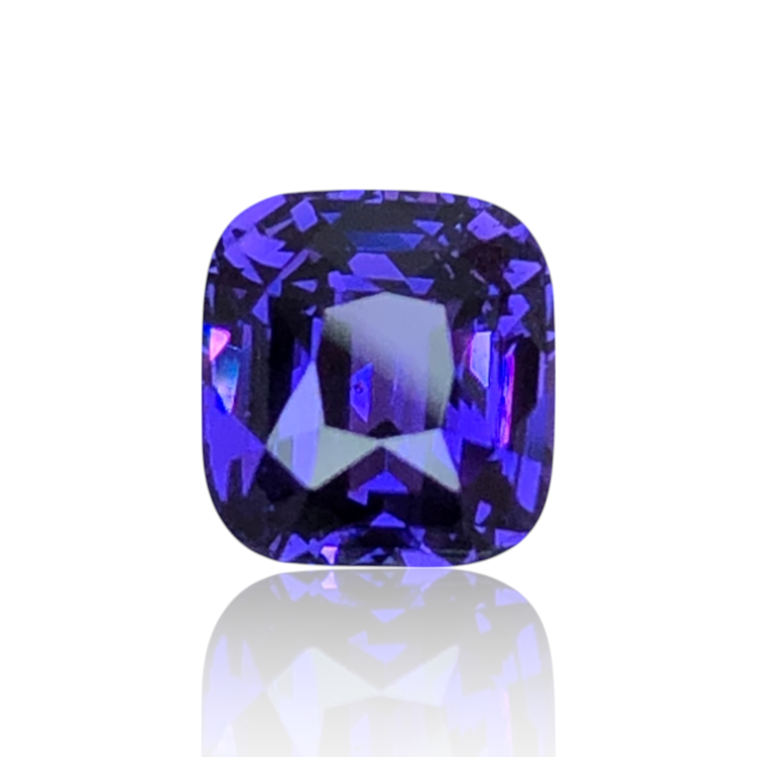 【坦桑尼亞．通杜魯"tunduru"礦區．精品變色藍寶石2.05ct(附TDUGR台大證書)】