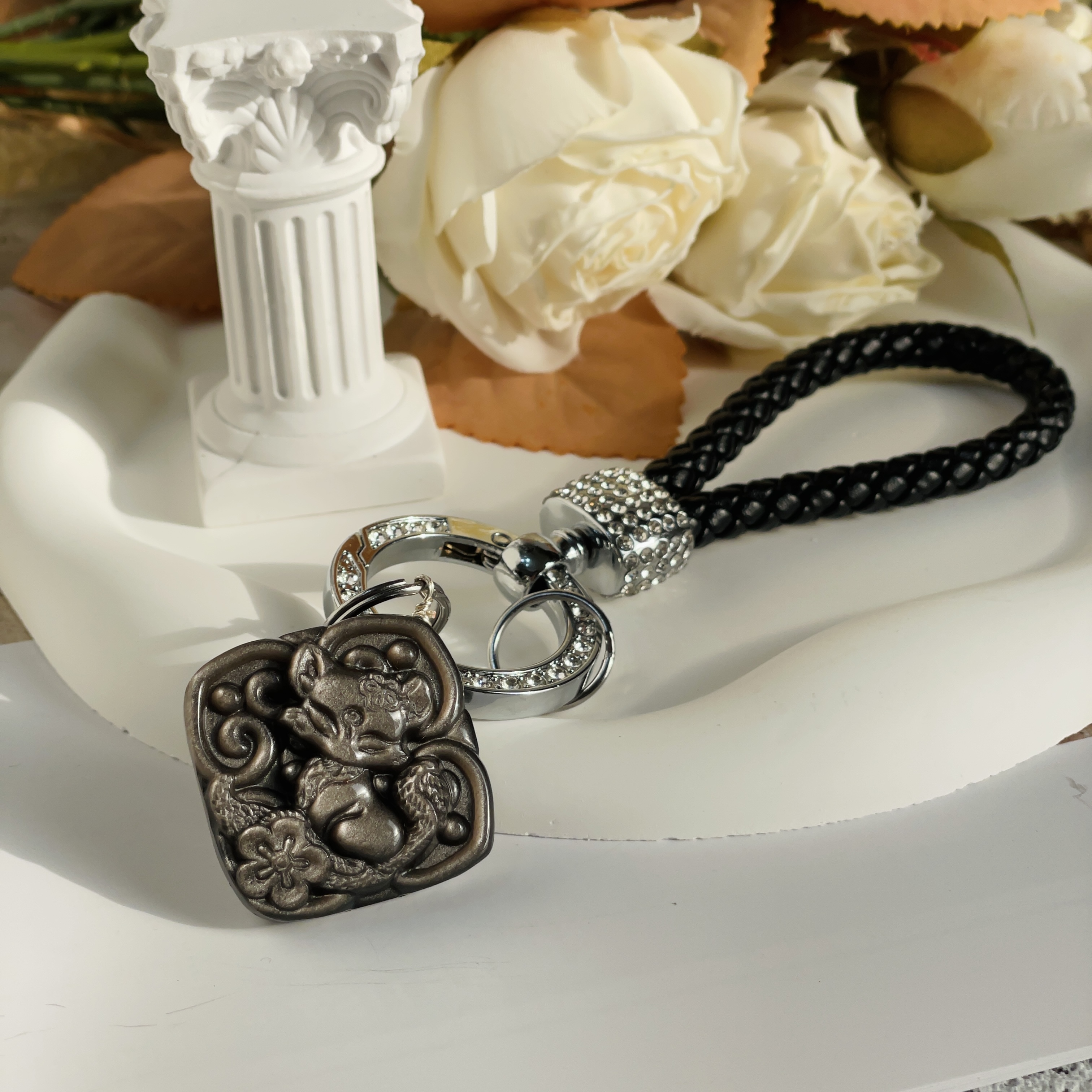 銀曜石九尾狐掛件