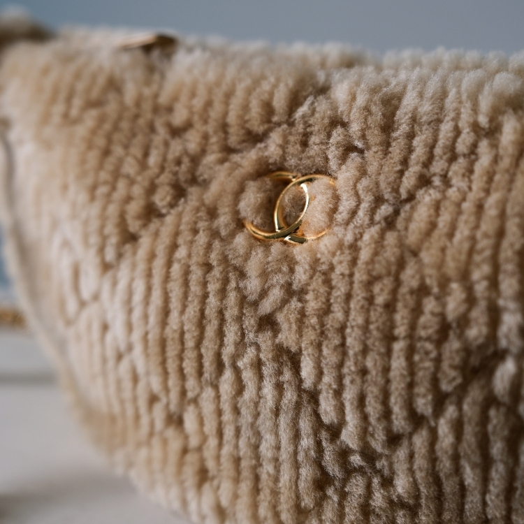 Chanel 24N 毛絨鍊條包