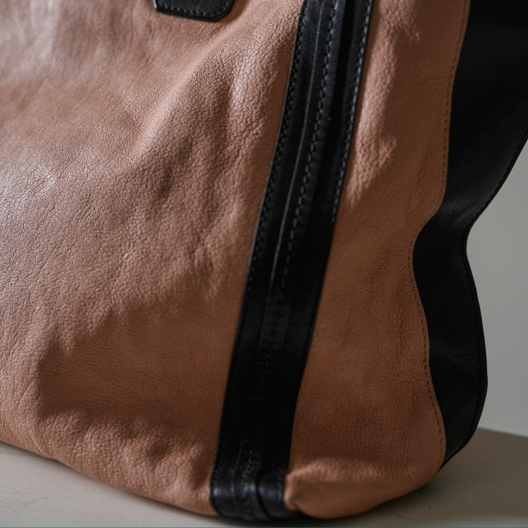 Chloe 玫瑰粉黑邊托特包