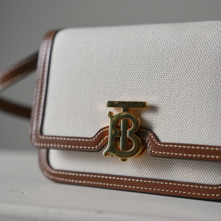 Burberry 經典帆布拚皮方包