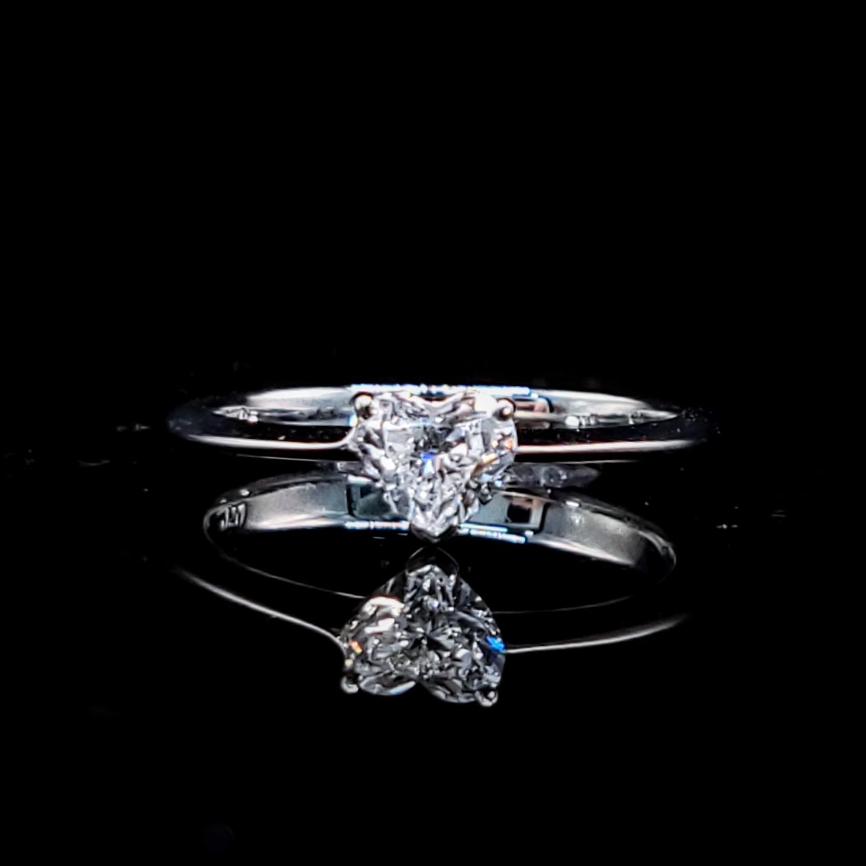 18K White Gold 0.37ct Heart Shaped Diamond Ring