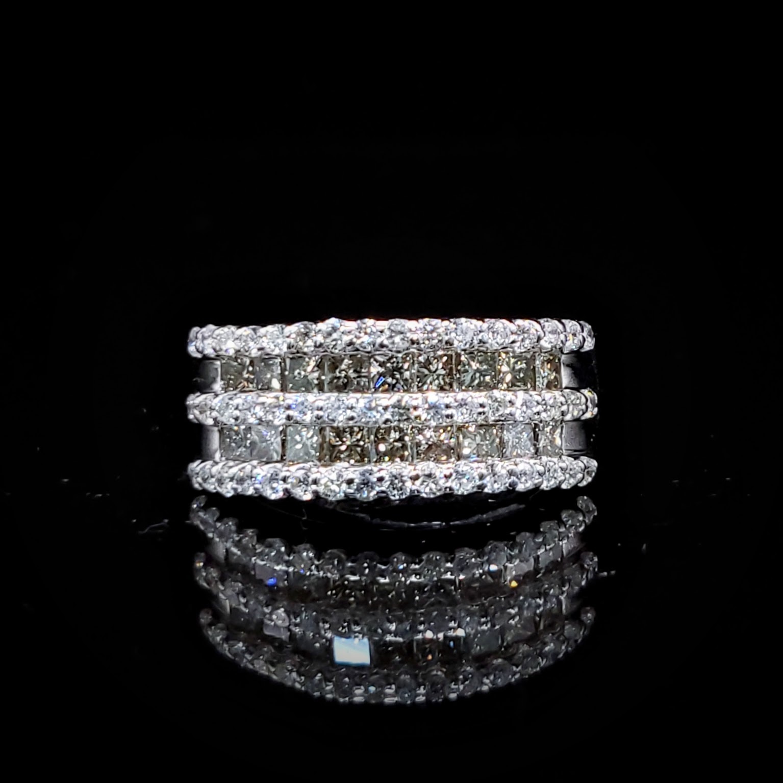 18K White Gold 1.65ct Light Brown Diamond Ring