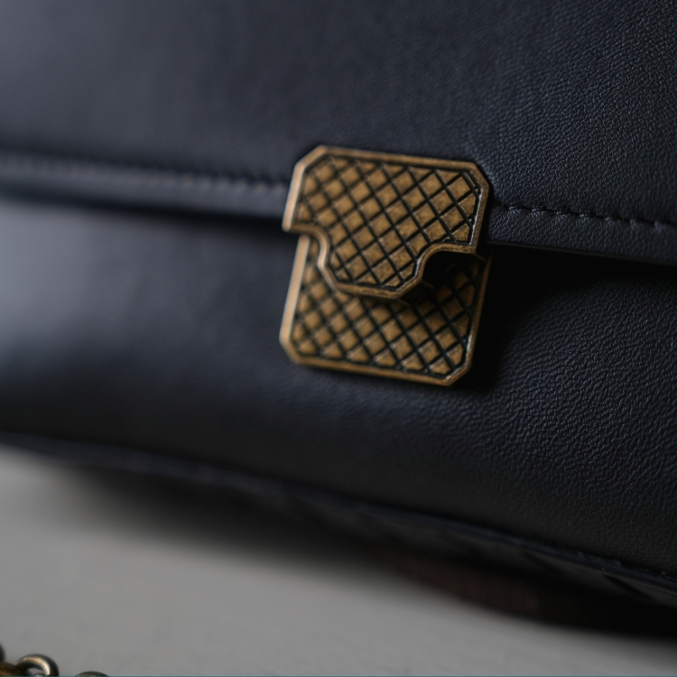 BV 編織鏈條小包