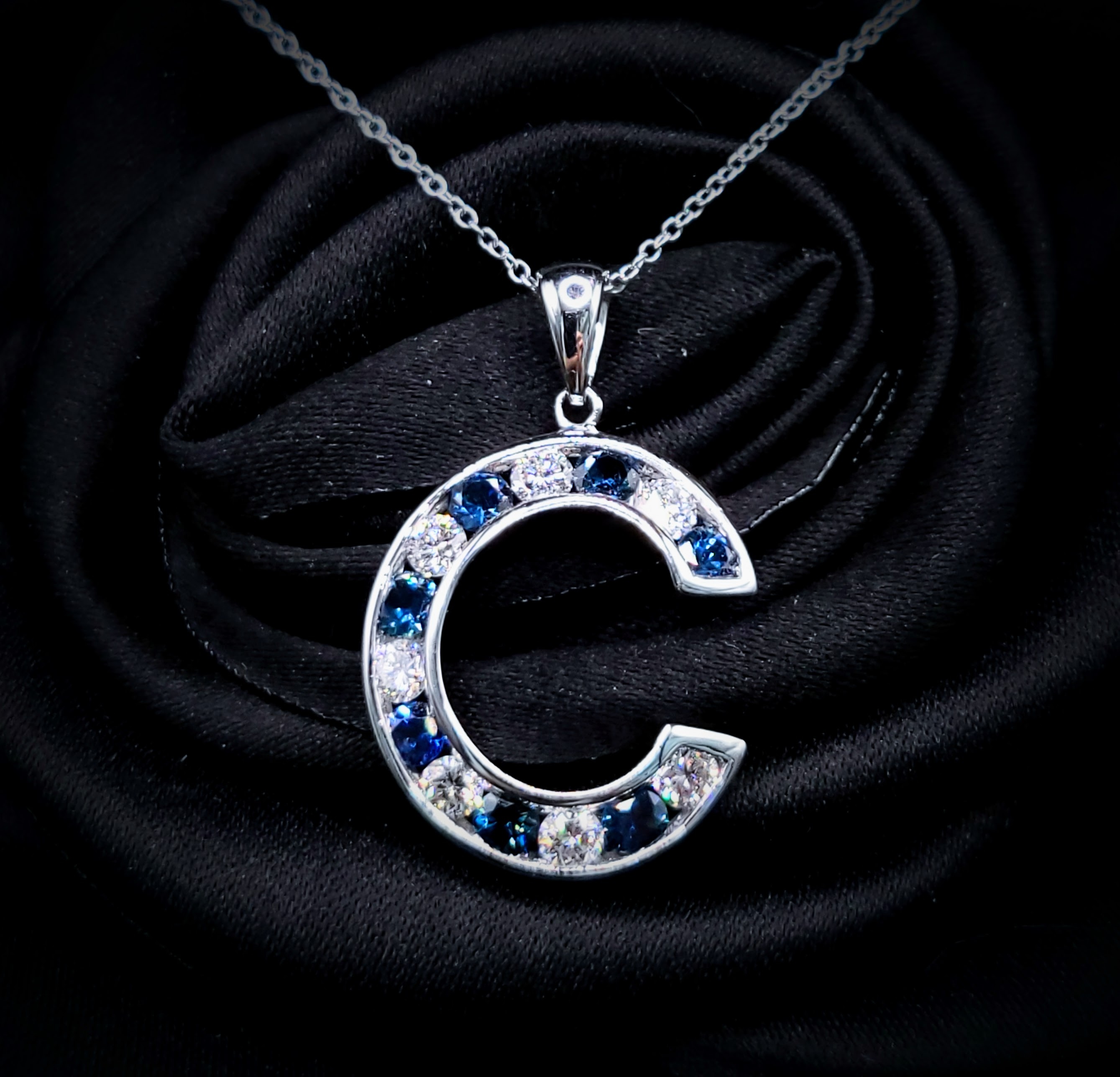 18K White Gold 0.35ct Sapphire and Diamond Pendant