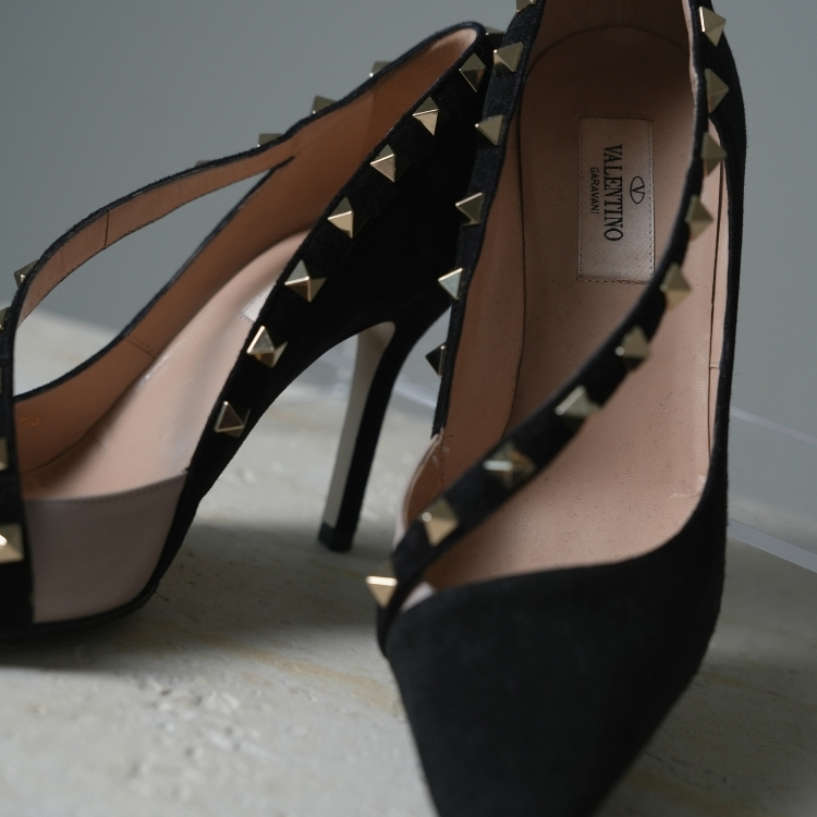 Valentino 黑色尖頭高跟鞋 36號