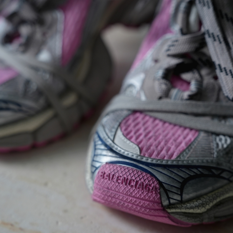 Balenciaga 粉色髒髒老爹鞋 39號