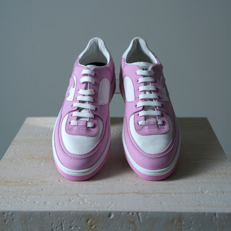 Chanel 白粉色板鞋 40號