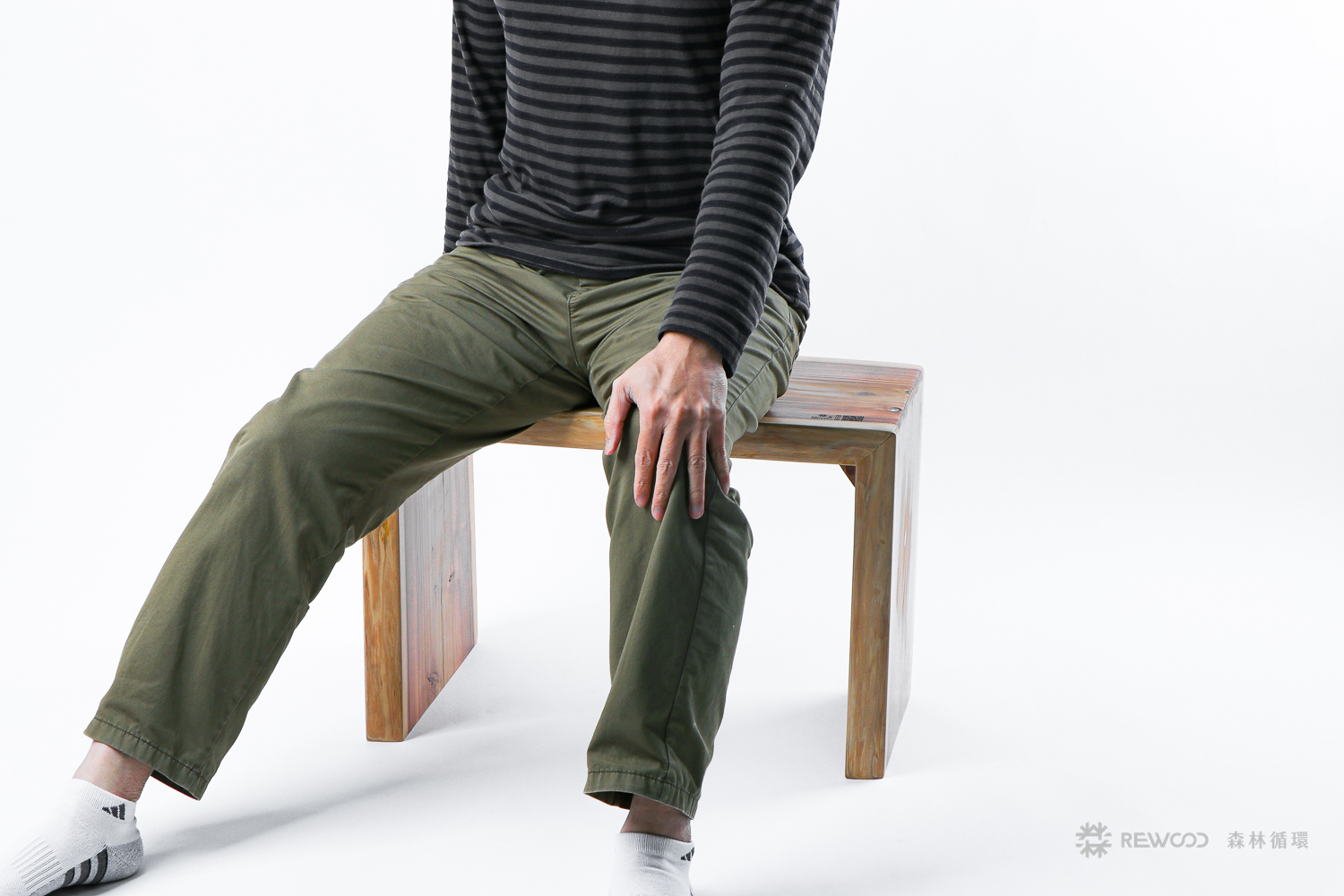 【0528專屬訂單 FB -R*g L*u】REWOOD柳杉凳