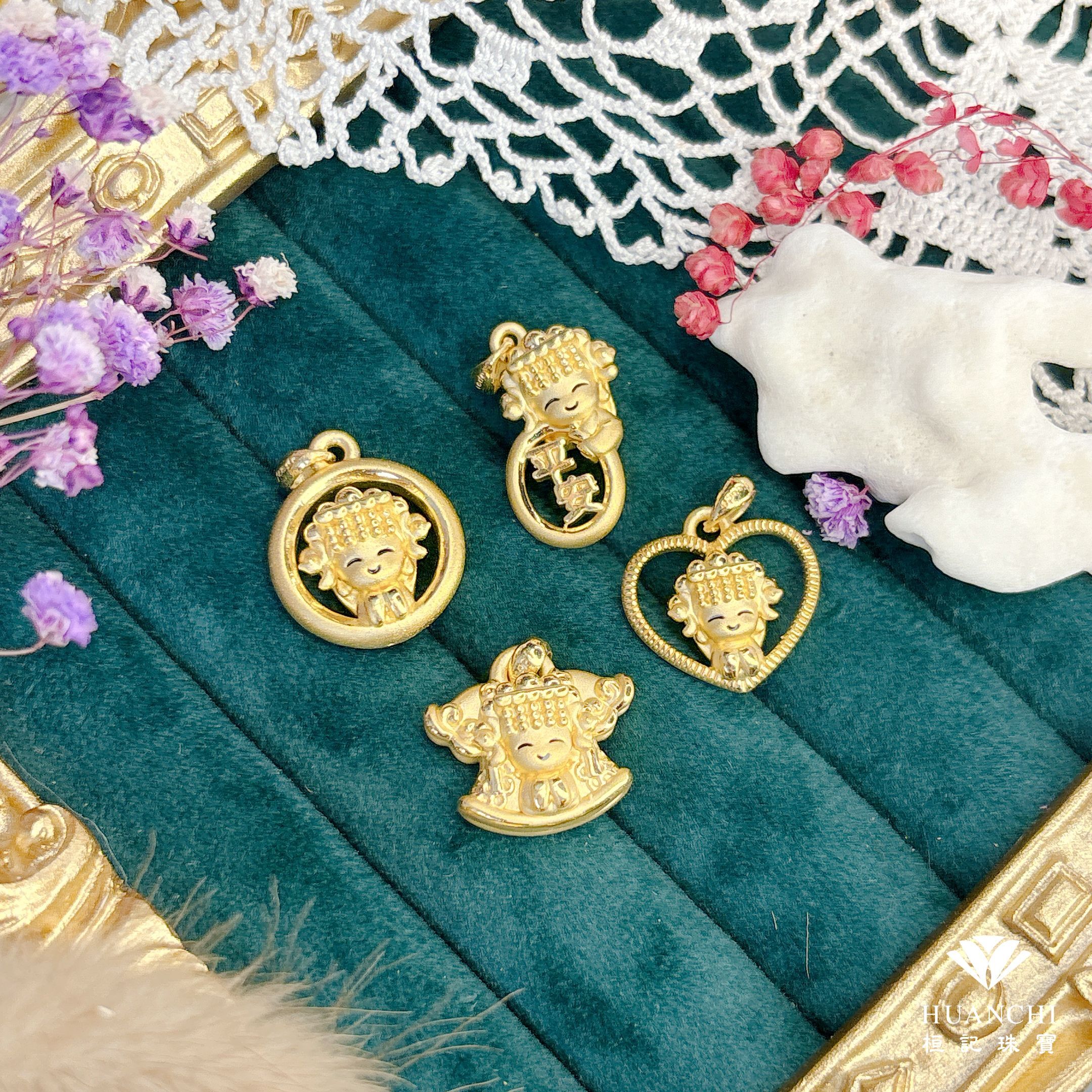 白沙屯媽祖 抱庇平安媽祖 黃金墜子