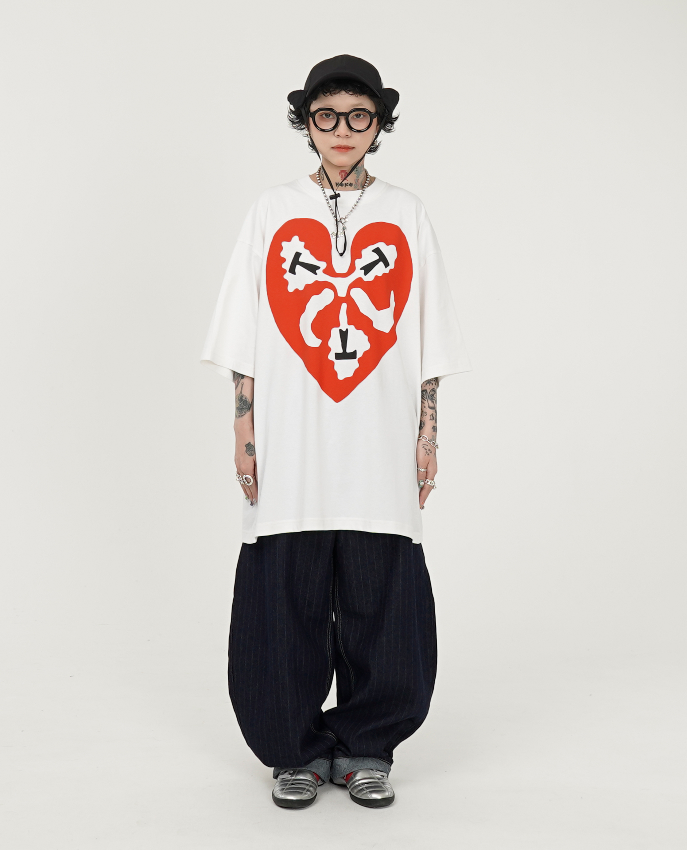 The Trilogy Tapes TTT HEART T-SHIRT - 25SS